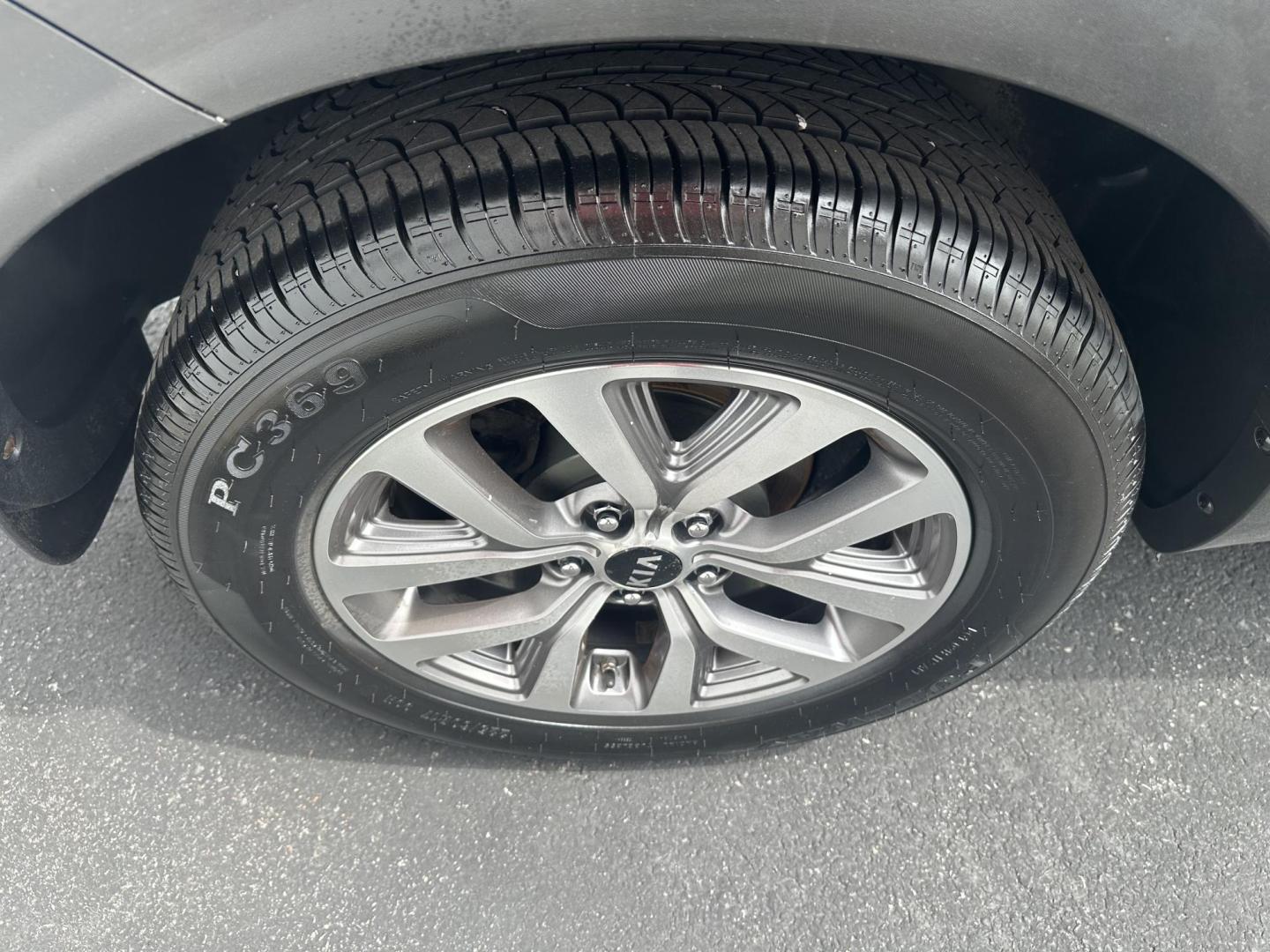 2015 Black Kia Sportage LX AWD (KNDPBCAC3F7) with an 2.4L V6 DOHC 24V engine, 6-Speed Automatic transmission, located at 8464 Route 219, Brockway, PA, 15824, (814) 265-1330, 41.226871, -78.780518 - Must see fresh local trade that was purchased from here and serviced. Very nice condition and well taken care of. Serviced, Pa-Inspected, and well taken care of. Well equipped with low miles. Hurry in this one won't last long at this price. - Photo#13