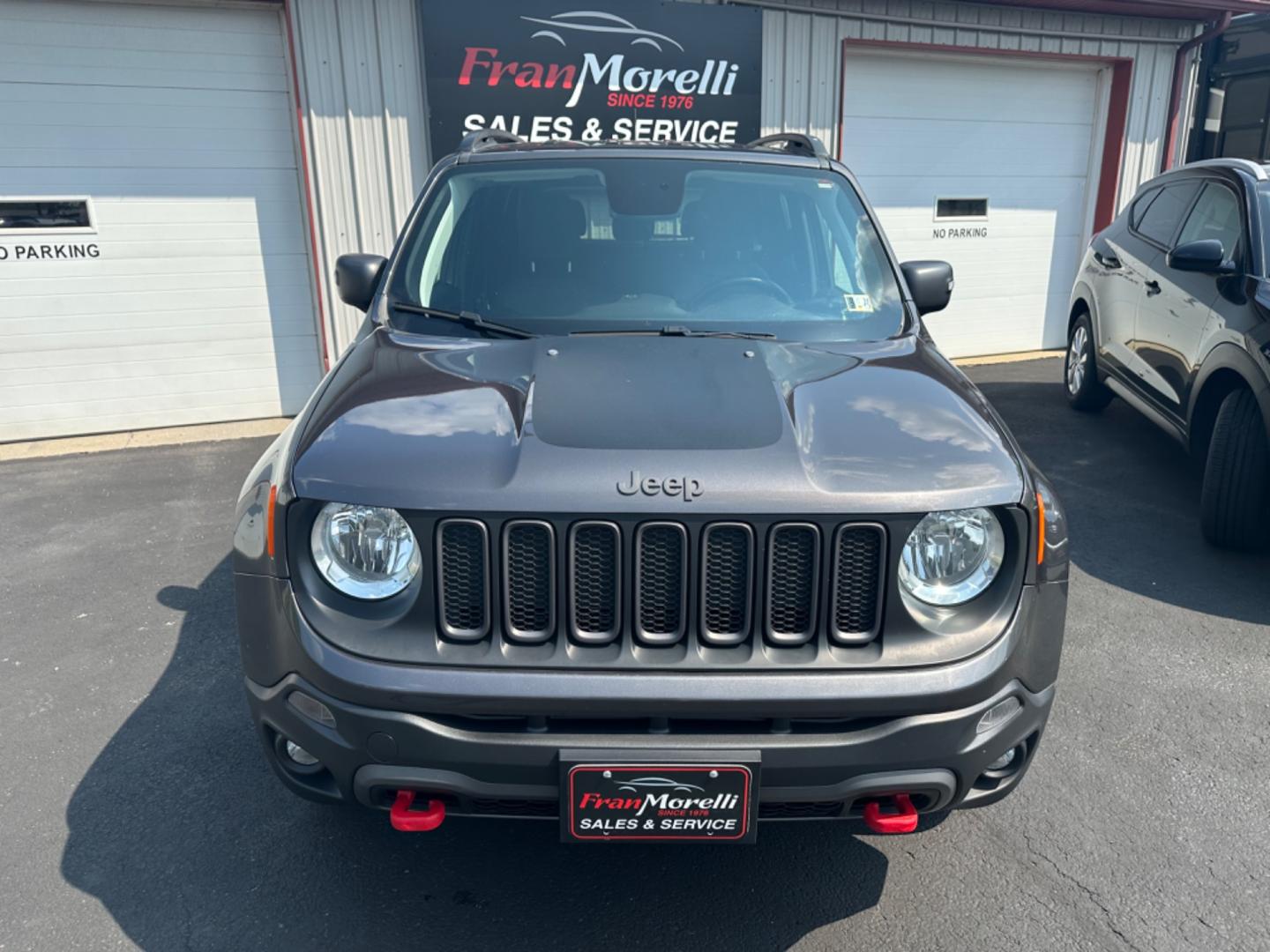 2018 Charcoal Jeep Renegade (ZACCJBCB5JP) , AUTO transmission, located at 8464 Route 219, Brockway, PA, 15824, (814) 265-1330, 41.226871, -78.780518 - Clean, good looking 2018 Jeep Renegade Trailhawk 4wd well equipped with leather interior, powerseat, factory blacked out wheels, Navigation, and ONLY 65000 miles. This suv is serviced, Pa-Inspected, and comes with warranty. - Photo#18