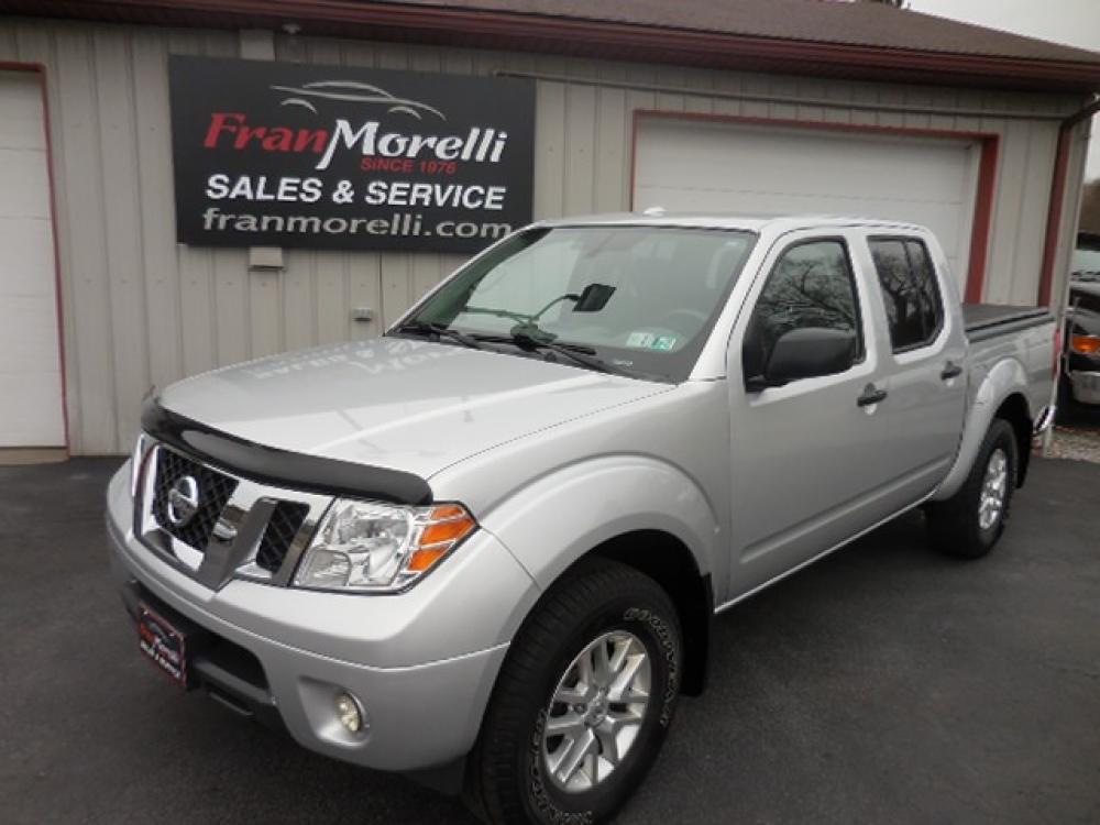 2014 Gray Nissan Frontier SL Crew Cab 4WD (1N6AD0EV8EN) with an 4.0L V6 DOHC 24V engine, 5-Speed Automatic transmission, located at 8464 Route 219, Brockway, PA, 15824, (814) 265-1330, 41.226871, -78.780518 - Clean, good looking 2014 Nissan Frontier Crew Cab SL 4wd with V6, air condition, power windows and locks, factory alloys wheels, hitch, and ONLY 67000 miles. This truck is serviced, Pa-inspected, and comes with a warranty. Hurry in this one wont last long. - Photo #0