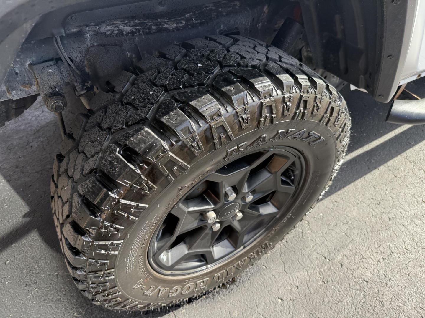2021 White Jeep Gladiator Sport (1C6HJTAG1ML) with an 3.6L V6 DOHC 24V engine, AUTO transmission, located at 8464 Route 219, Brockway, PA, 15824, (814) 265-1330, 41.226871, -78.780518 - WOW...Don't pass up this next to new 2021 Jeep Gladiator Sport Willys package with 4-wheel drive, automatic, soft top, air condition, blacked out wheels, running boards, factory hitch, and ONLY 63000 miles. This pre owned Jeep is priced to sell. Serviced, Pa-Inspected, and comes with A warranty. Sto - Photo#11