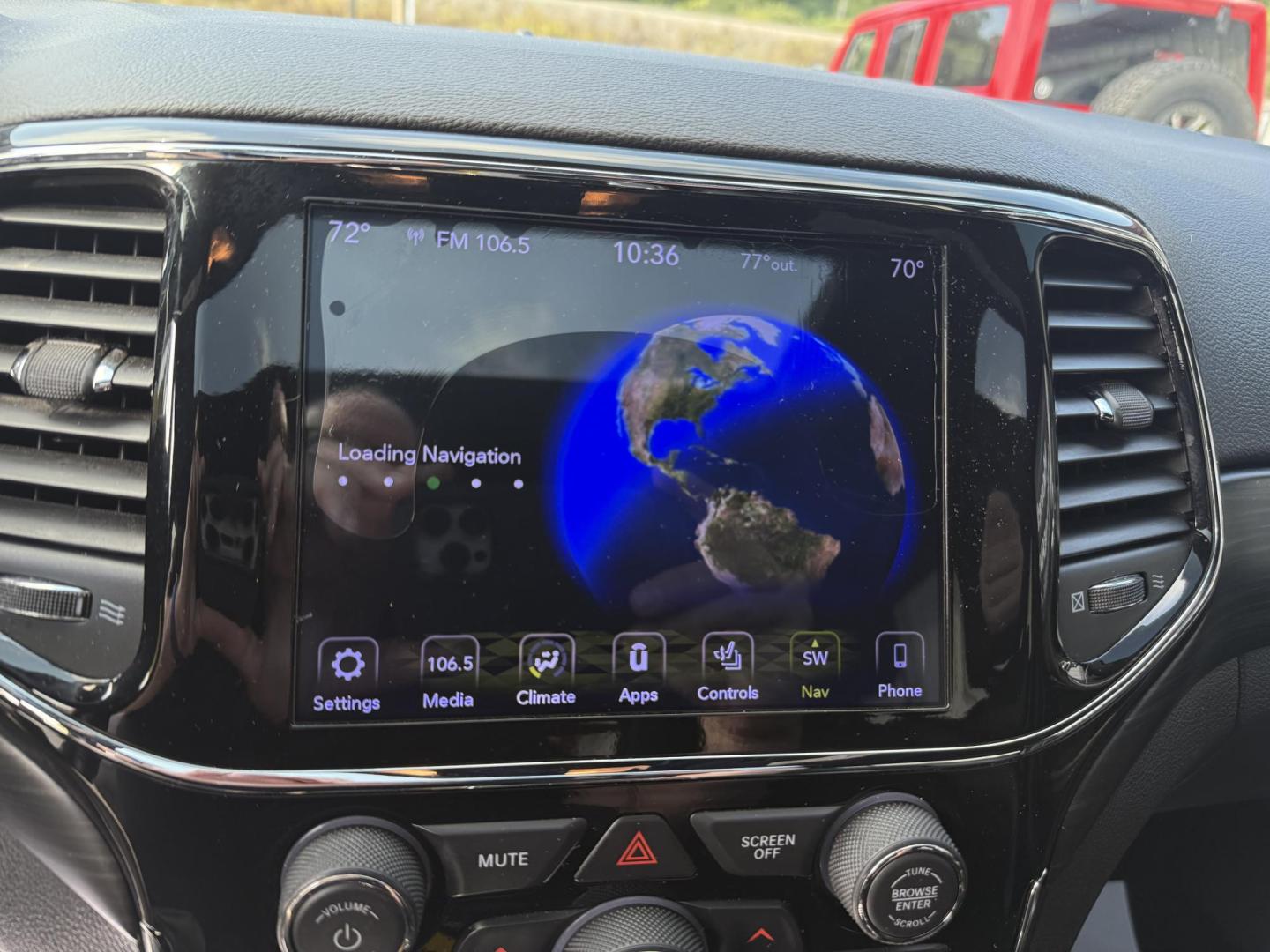 2019 Charcoal Jeep Grand Cherokee Laredo 4WD (1C4RJFAG6KC) with an 3.6L V6 DOHC 24V engine, 8A transmission, located at 8464 Route 219, Brockway, PA, 15824, (814) 265-1330, 41.226871, -78.780518 - ONE SHARP JEEP! Well equipped 2019 Jeep Grand Cherokee Altitude 4wd with leather/cloth seats, front power/heated seats, navigation with big screen radio and back up camera, power sunroof, and ONLY 61000 miles. This Jeep is in excellent shape and is serviced, Pa-Inspected and A warranty. Save thousa - Photo#5