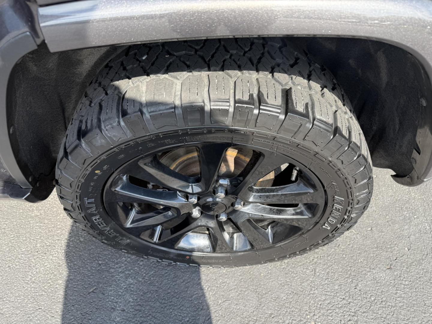 2019 Charcoal Jeep Grand Cherokee Laredo 4WD (1C4RJFAG6KC) with an 3.6L V6 DOHC 24V engine, 8A transmission, located at 8464 Route 219, Brockway, PA, 15824, (814) 265-1330, 41.226871, -78.780518 - ONE SHARP JEEP! Well equipped 2019 Jeep Grand Cherokee Altitude 4wd with leather/cloth seats, front power/heated seats, navigation with big screen radio and back up camera, power sunroof, and ONLY 61000 miles. This Jeep is in excellent shape and is serviced, Pa-Inspected and A warranty. Save thousa - Photo#10
