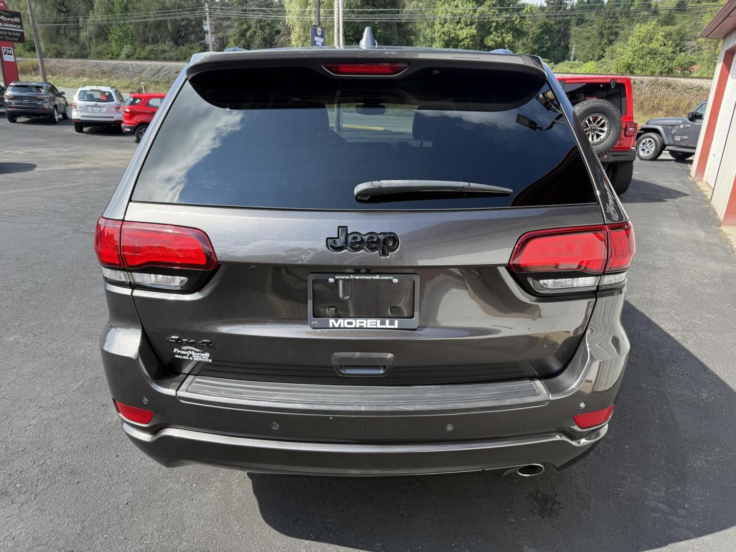 2019 Charcoal Jeep Grand Cherokee Laredo 4WD (1C4RJFAG6KC) with an 3.6L V6 DOHC 24V engine, 8A transmission, located at 8464 Route 219, Brockway, PA, 15824, (814) 265-1330, 41.226871, -78.780518 - ONE SHARP JEEP! Well equipped 2019 Jeep Grand Cherokee Altitude 4wd with leather/cloth seats, front power/heated seats, navigation with big screen radio and back up camera, power sunroof, and ONLY 61000 miles. This Jeep is in excellent shape and is serviced, Pa-Inspected and A warranty. Save thousa - Photo#11
