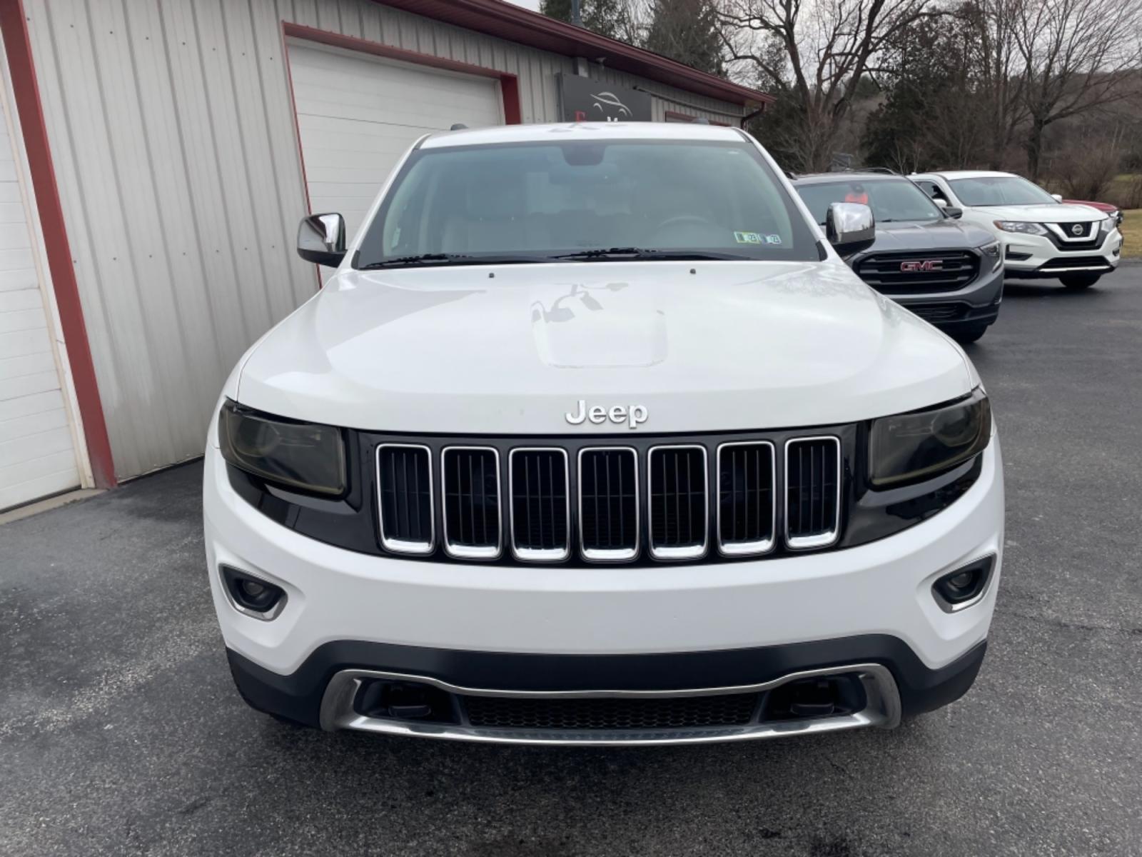 2014 White Jeep Grand Cherokee Limited 4WD (1C4RJFBG9EC) with an 3.6L V6 DOHC 24V engine, 5-Speed Automatic transmission, located at 8464 Route 219, Brockway, PA, 15824, (814) 265-1330, 41.226871, -78.780518 - Well equipped 2014 Jeep Grand Cherokee Limited 4wd with leather interior, power/heated front seats, big screen radio with back up camera, power windows and locks, factory alloys, and much more. This pre owned Jeep is serviced and ready to go. ONLY 98700 miles on this pre owned Jeep. - Photo #21
