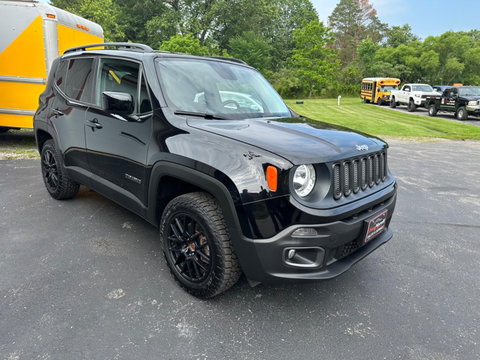 2017 Black Jeep Renegade Latitude 4WD (ZACCJBBB7HP) with an 2.4L L4 DOHC 16V engine, 6M transmission, located at 8464 Route 219, Brockway, PA, 15824, (814) 265-1330, 41.226871, -78.780518 - Good looking, 1-owner 2017 Jeep Renegade Latitude 4wd with blacked out alloy wheels, air condition, power windows and locks, back up camera and only 40,000 miles. This Jeep suv is serviced, inspected, and comes with a warranty. Priced to sell, don't miss out on this sweet ride. - Photo #16