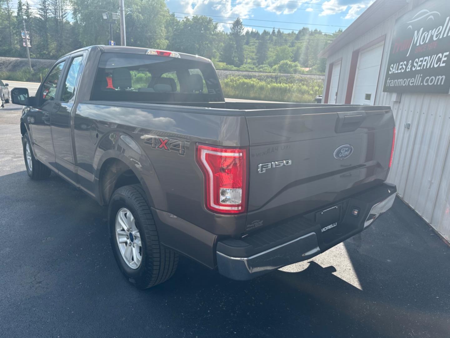 2015 Brown Ford F-150 Lariat SuperCab 6.5-ft. Bed 4WD (1FTEX1EP5FK) with an 2.7L V6 DOHC 24V engine, 6-Speed Automatic transmission, located at 8464 Route 219, Brockway, PA, 15824, (814) 265-1330, 41.226871, -78.780518 - Well taken care of 2015 Ford F150 Extended Cab 4x4 with V6 engine, air condition, power windows and locks, alloy wheels and much more. This truck is serviced and Pa-inspected and ready for you! Call the Morelli boys for your next vehicle. - Photo#11