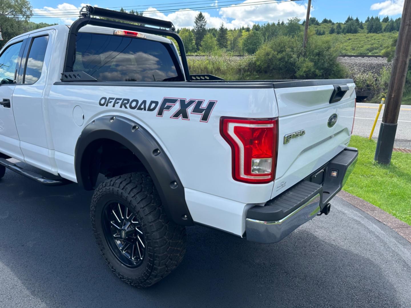 2015 White Ford F-150 Lariat SuperCab 6.5-ft. Bed 4WD (1FTEX1E82FK) with an 3.5L V6 DOHC 24V engine, 6-Speed Automatic transmission, located at 8464 Route 219, Brockway, PA, 15824, (814) 265-1330, 41.226871, -78.780518 - MUST SEE TRUCK...2015 Ford F150 Extended Cab XLT 4wd with air Condition, power windows and locks, lift kit, bed liner, and much more...no rust. Serviced and ready to go. - Photo#9