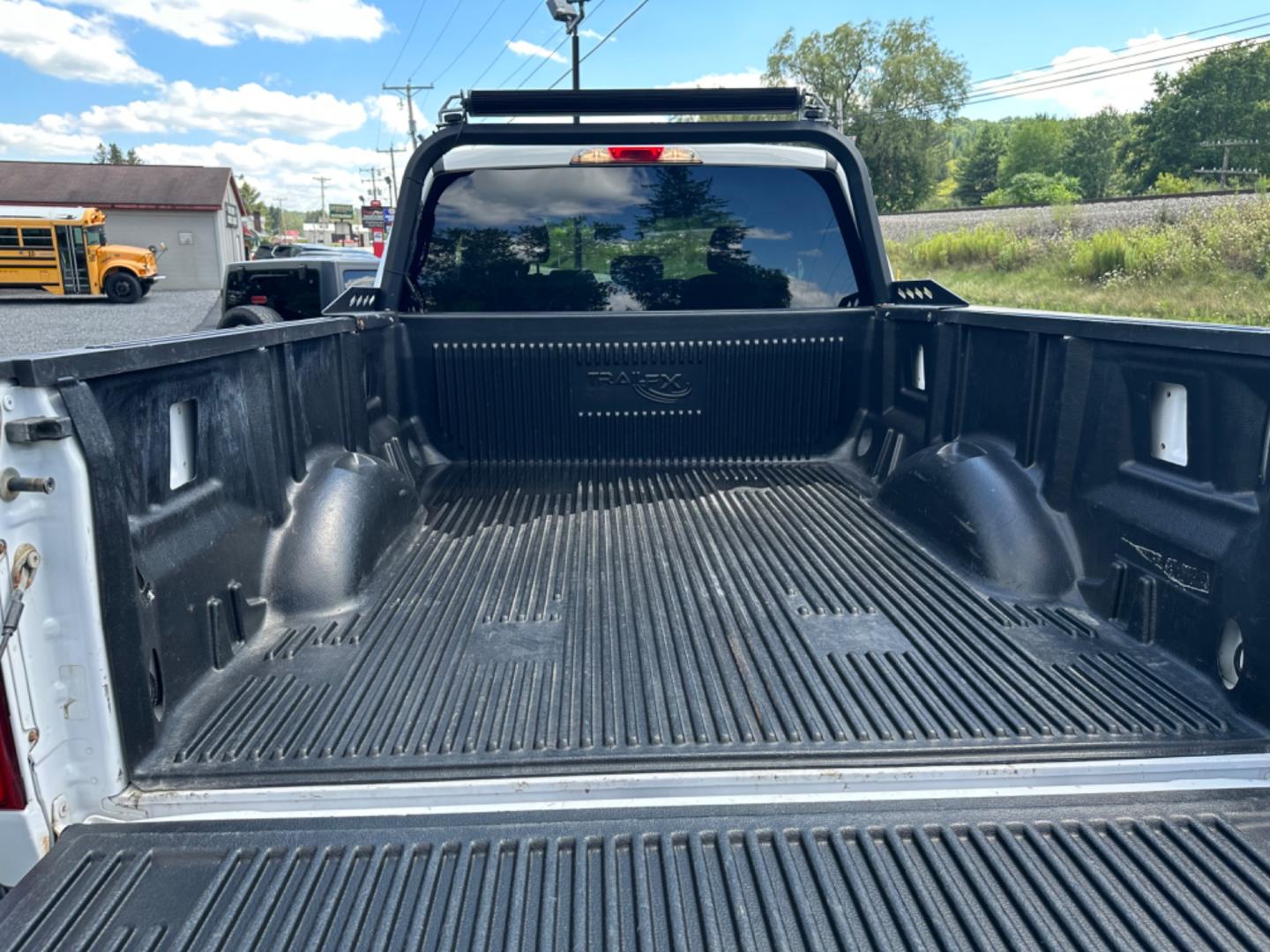 2015 White Ford F-150 Lariat SuperCab 6.5-ft. Bed 4WD (1FTEX1E82FK) with an 3.5L V6 DOHC 24V engine, 6-Speed Automatic transmission, located at 8464 Route 219, Brockway, PA, 15824, (814) 265-1330, 41.226871, -78.780518 - Photo#11