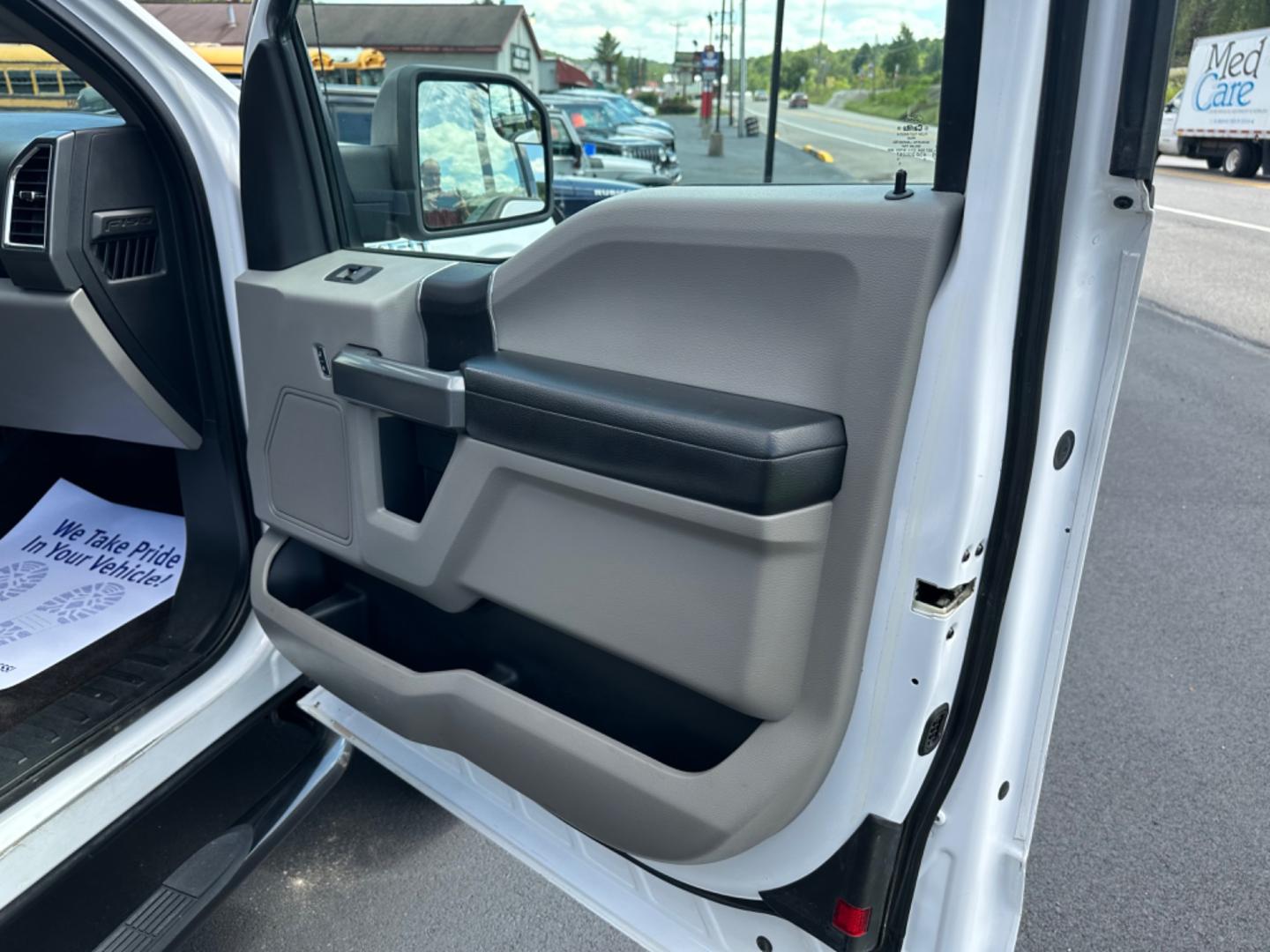 2015 White Ford F-150 Lariat SuperCab 6.5-ft. Bed 4WD (1FTEX1E82FK) with an 3.5L V6 DOHC 24V engine, 6-Speed Automatic transmission, located at 8464 Route 219, Brockway, PA, 15824, (814) 265-1330, 41.226871, -78.780518 - MUST SEE TRUCK...2015 Ford F150 Extended Cab XLT 4wd with air Condition, power windows and locks, lift kit, bed liner, and much more...no rust. Serviced and ready to go. - Photo#13