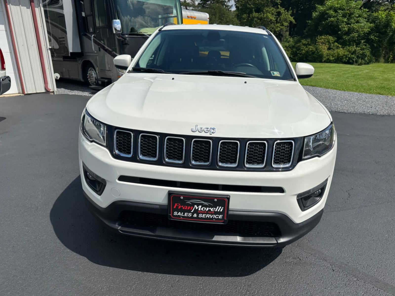 2017 White Jeep Compass Sport 4WD (3C4NJDBB3HT) with an 2.4L L4 DOHC 16V engine, located at 8464 Route 219, Brockway, PA, 15824, (814) 265-1330, 41.226871, -78.780518 - Photo #20