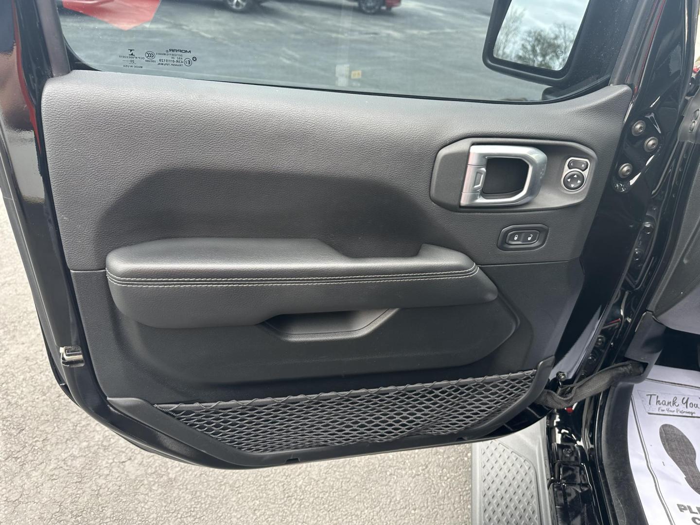 2020 Black Jeep Gladiator (1C6HJTFG9LL) with an 6 engine, automatic transmission, located at 8464 Route 219, Brockway, PA, 15824, (814) 265-1330, 41.226871, -78.780518 - Good looking pre owned 2020 Jeep Gladiator Overland with 4wd, leather interior with heated front seats, hard top, factory alloys, navigation, and much more. ONLY 46800 miles on this Jeep truck. Comes serviced and warranty. Save $$$$ now on this used Gladiator. - Photo#4