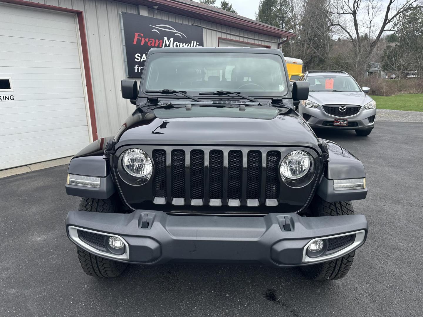 2020 Black Jeep Gladiator (1C6HJTFG9LL) with an 6 engine, automatic transmission, located at 8464 Route 219, Brockway, PA, 15824, (814) 265-1330, 41.226871, -78.780518 - Good looking pre owned 2020 Jeep Gladiator Overland with 4wd, leather interior with heated front seats, hard top, factory alloys, navigation, and much more. ONLY 46800 miles on this Jeep truck. Comes serviced and warranty. Save $$$$ now on this used Gladiator. - Photo#21