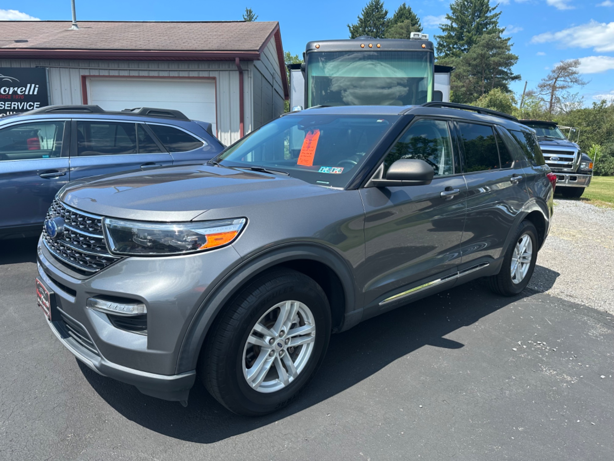 photo of 2021 Ford Explorer XLT AWD