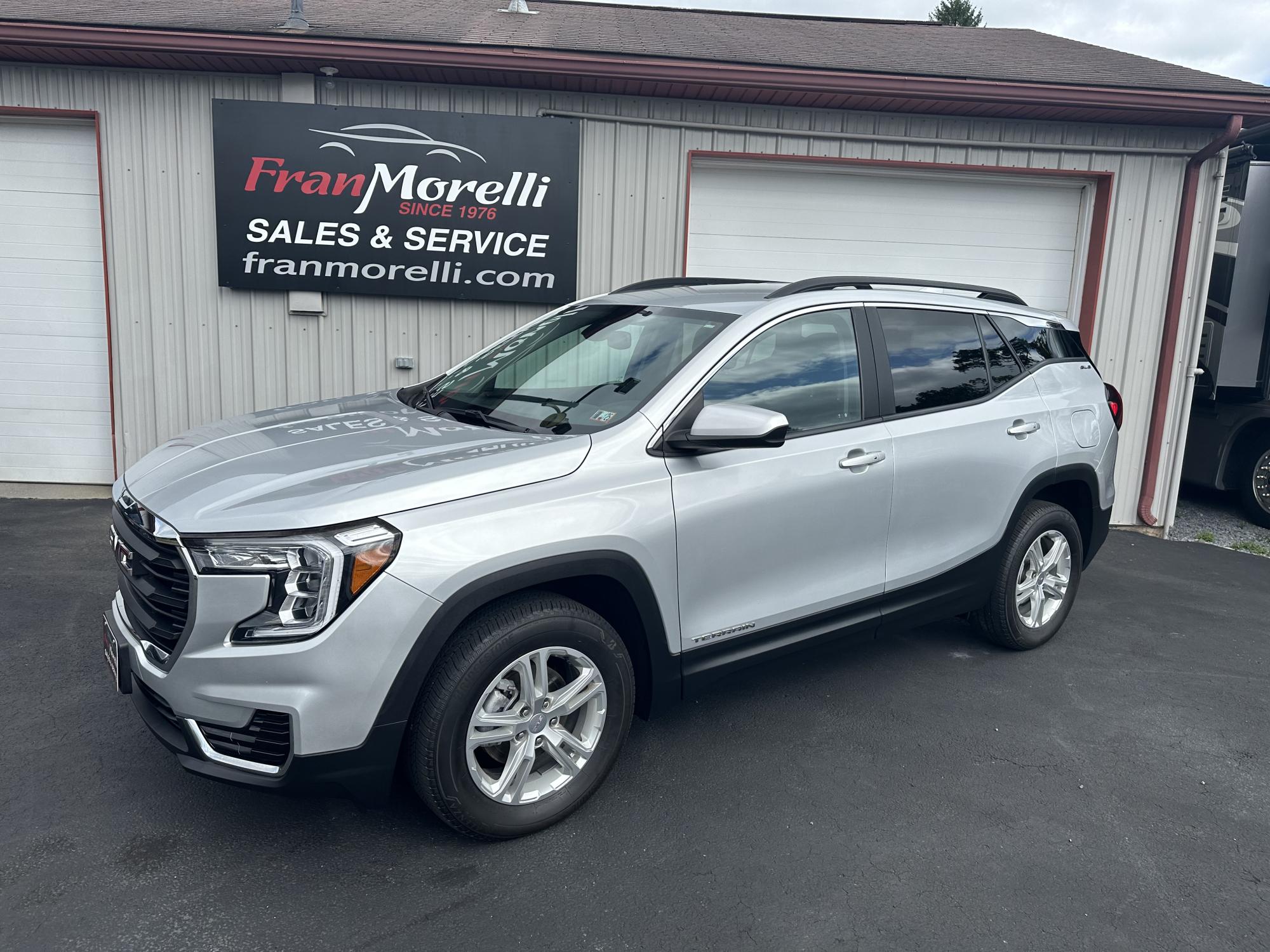 photo of 2022 GMC Terrain SLE AWD