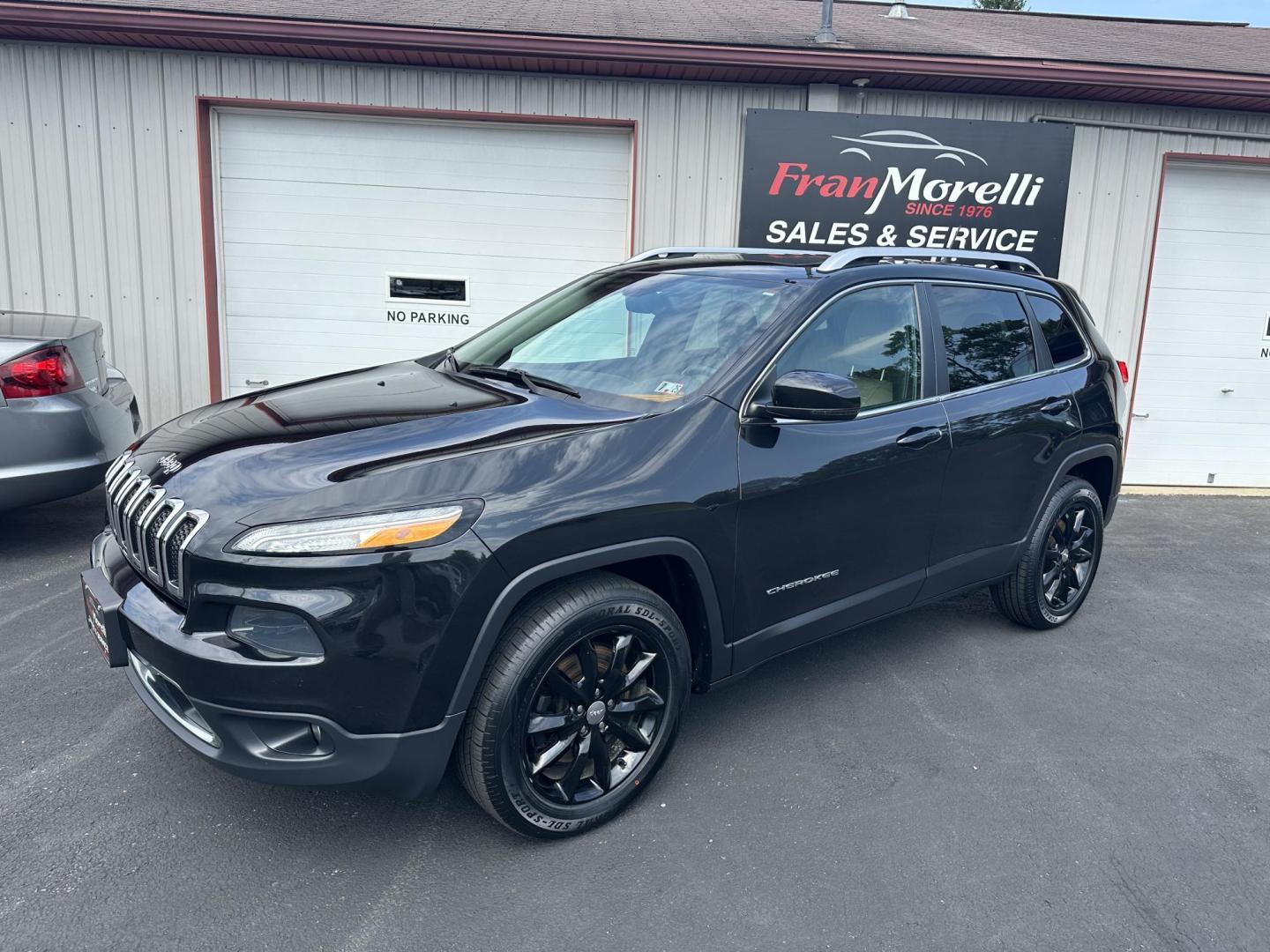 2015 Jeep Cherokee Limited 4WD (1C4PJMDS5FW) with an 3.2L V6 DOHC 24V engine, 9-Speed Automatic transmission, located at 8464 Route 219, Brockway, PA, 15824, (814) 265-1330, 41.226871, -78.780518 - Fresh local trade in well equipped and good looker..2015 Jeep Cherokee Limited with leather interior, power/heated front seats, pano roof, blacked out wheels, remote starter and much more.. This Jeep suv has new tires and is serviced. - Photo#0