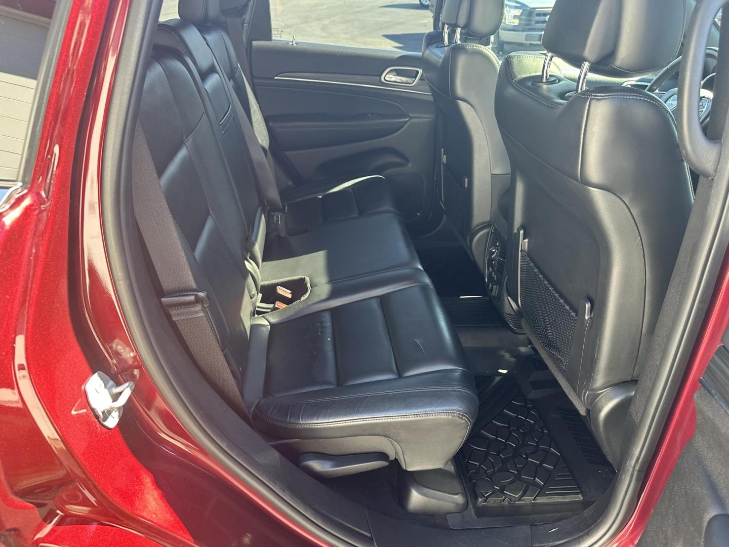 2019 Red Jeep Grand Cherokee Limited 4WD (1C4RJFBG7KC) with an 3.6L V6 DOHC 24V engine, 8A transmission, located at 8464 Route 219, Brockway, PA, 15824, (814) 265-1330, 41.226871, -78.780518 - Fresh Arrival...2019 Jeep Grand Cherokee Limited with low miles and lots of equipment. Leather interior with power/heated front seats, sunroof, navigation, factory alloys wheels, and much more. Serviced and a warranty. - Photo#17