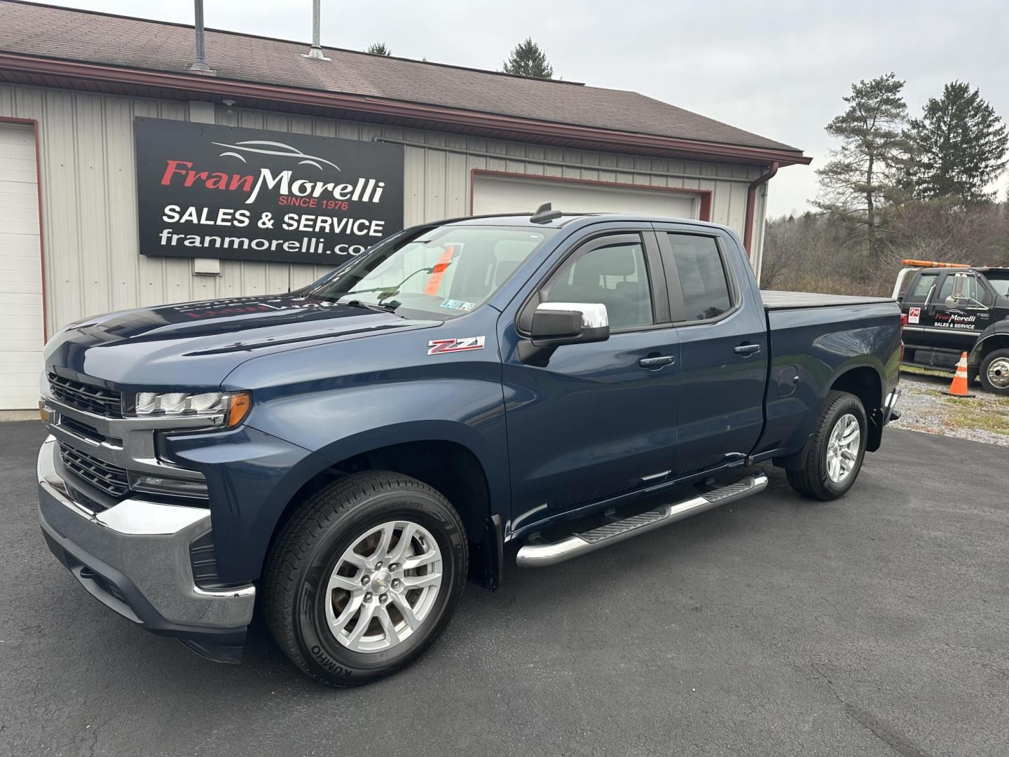 2019 Blue Chevrolet Silverado 1500 LT Double Cab 4WD (1GCRYDED9KZ) with an 5.3L V8 OHV 16V engine, 6A transmission, located at 8464 Route 219, Brockway, PA, 15824, (814) 265-1330, 41.226871, -78.780518 - Sharp looking 2019 Chevrolet 1500 Double Cab LT 4wd with V8 engine, air condition, power windows and locks, power seat, factory alloy wheels, hitch and much more. Only 65000 miles on this pre owned truck. Serviced and comes with a warranty. - Photo#0