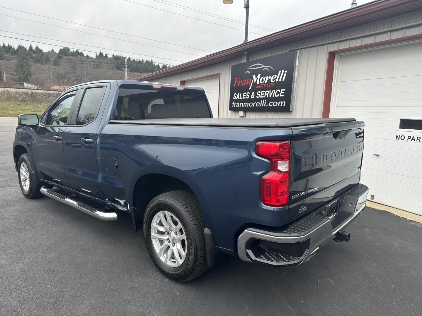 2019 Blue Chevrolet Silverado 1500 LT Double Cab 4WD (1GCRYDED9KZ) with an 5.3L V8 OHV 16V engine, 6A transmission, located at 8464 Route 219, Brockway, PA, 15824, (814) 265-1330, 41.226871, -78.780518 - Sharp looking 2019 Chevrolet 1500 Double Cab LT 4wd with V8 engine, air condition, power windows and locks, power seat, factory alloy wheels, hitch and much more. Only 65000 miles on this pre owned truck. Serviced and comes with a warranty. - Photo#10