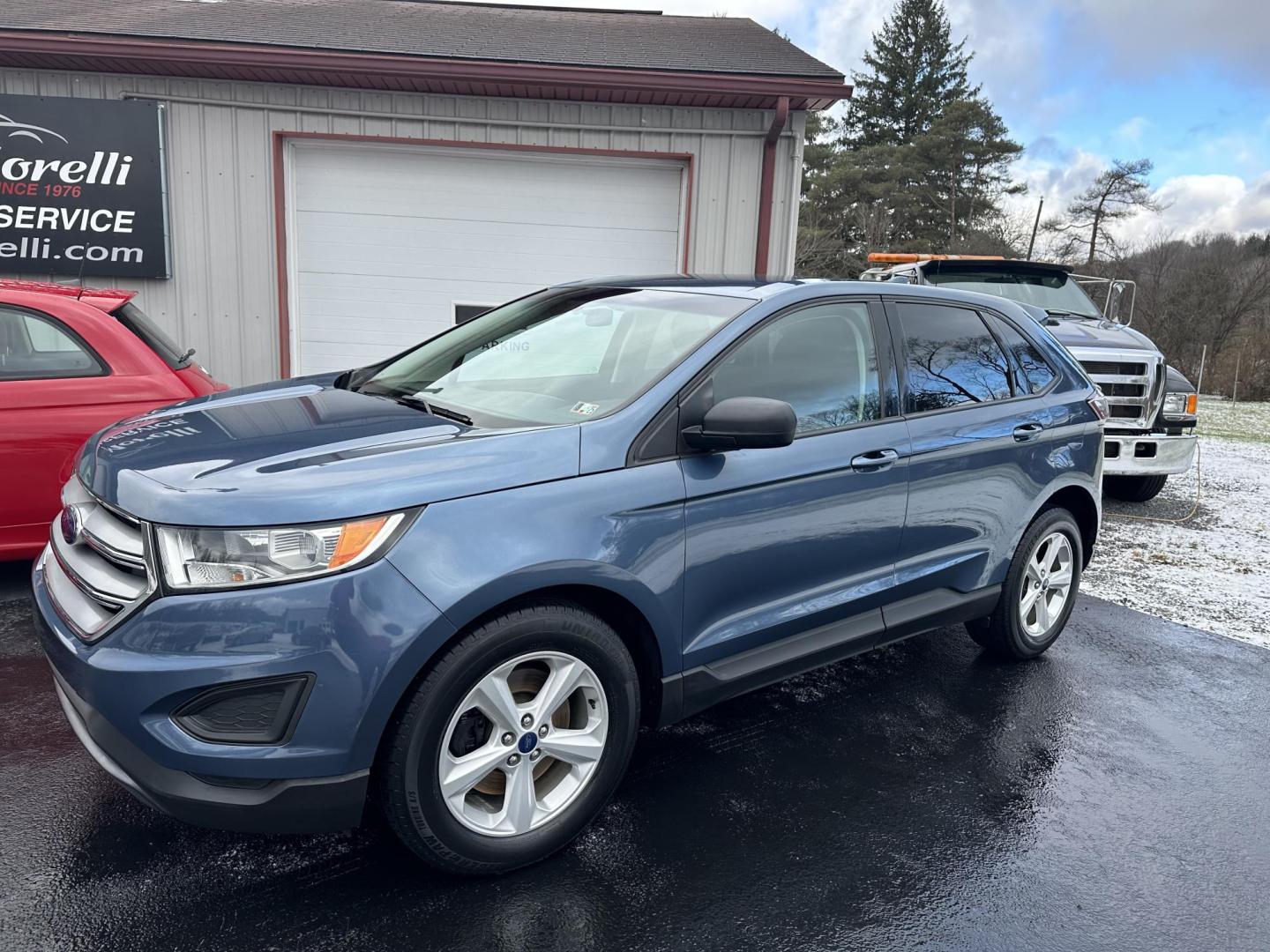 2018 Blue Ford Edge SE AWD (2FMPK4G99JB) with an 2.0L L4 DOHC 16V engine, 6A transmission, located at 8464 Route 219, Brockway, PA, 15824, (814) 265-1330, 41.226871, -78.780518 - Fresh local trade in that was bought originally at our dealership and well taken care of. Stop in and check out his 2018 Ford Edge SE AWD with air condition, power windows and locks, factory alloy wheels, and low miles. Priced to sell, hurry in this one won't last long. - Photo#0