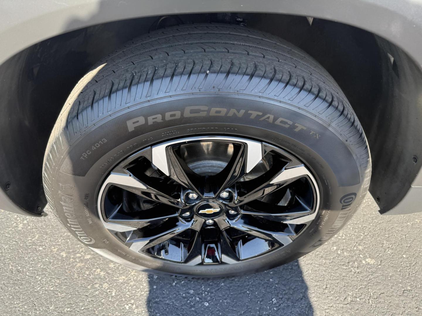 2023 Gray Chevrolet Trailblazer LT AWD (KL79MRSL1PB) with an 1.3L L3 DOHC 12V engine, 9A transmission, located at 8464 Route 219, Brockway, PA, 15824, (814) 265-1330, 41.226871, -78.780518 - Sharp looking 1-owner 2023 Chev Trailblazer LT AWD with a peppy 3 cylinder, air condition, cloth interior with front heated seats, power driver's seat, back up camera, factory alloy wheels, and only 21000 miles. This Chevy is clean, serviced, and comes with factory remaining warranty. Hurry in this - Photo#7