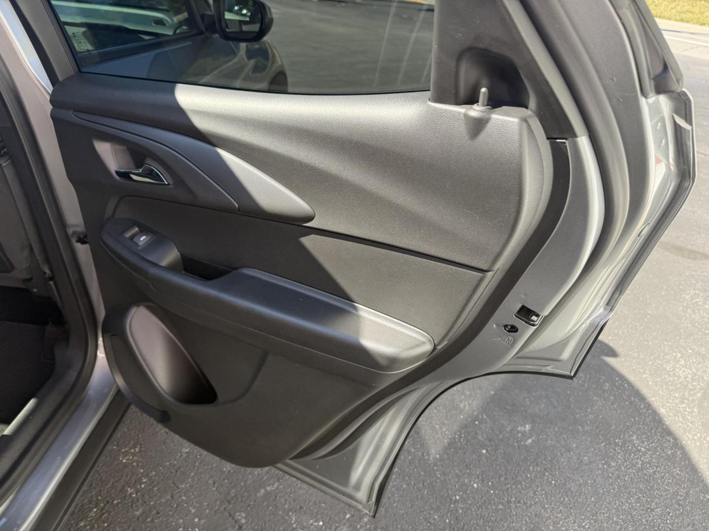 2023 Gray Chevrolet Trailblazer LT AWD (KL79MRSL1PB) with an 1.3L L3 DOHC 12V engine, 9A transmission, located at 8464 Route 219, Brockway, PA, 15824, (814) 265-1330, 41.226871, -78.780518 - Sharp looking 1-owner 2023 Chev Trailblazer LT AWD with a peppy 3 cylinder, air condition, cloth interior with front heated seats, power driver's seat, back up camera, factory alloy wheels, and only 21000 miles. This Chevy is clean, serviced, and comes with factory remaining warranty. Hurry in this - Photo#16