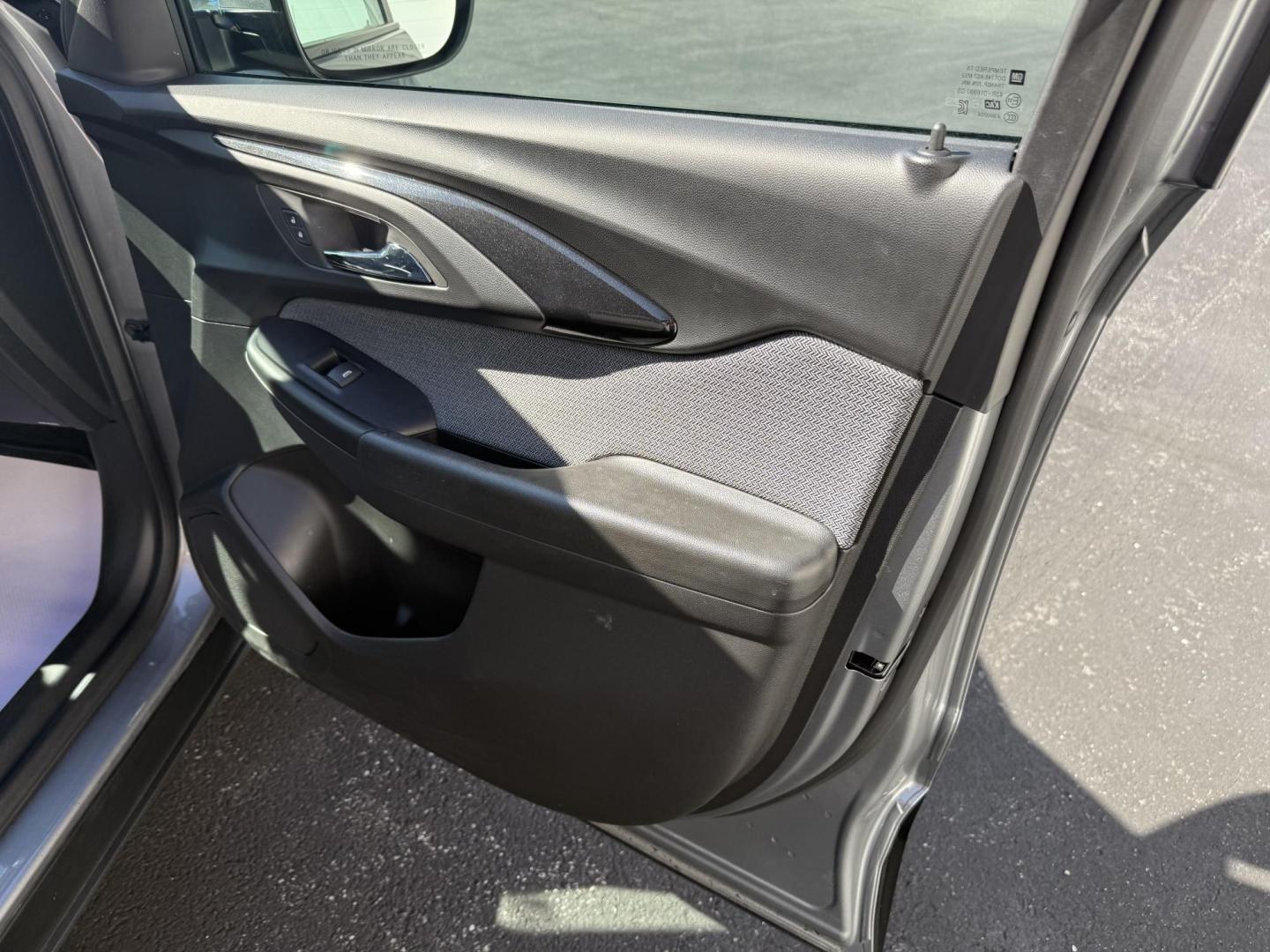 2023 Gray Chevrolet Trailblazer LT AWD (KL79MRSL1PB) with an 1.3L L3 DOHC 12V engine, 9A transmission, located at 8464 Route 219, Brockway, PA, 15824, (814) 265-1330, 41.226871, -78.780518 - Sharp looking 1-owner 2023 Chev Trailblazer LT AWD with a peppy 3 cylinder, air condition, cloth interior with front heated seats, power driver's seat, back up camera, factory alloy wheels, and only 21000 miles. This Chevy is clean, serviced, and comes with factory remaining warranty. Hurry in this - Photo#19