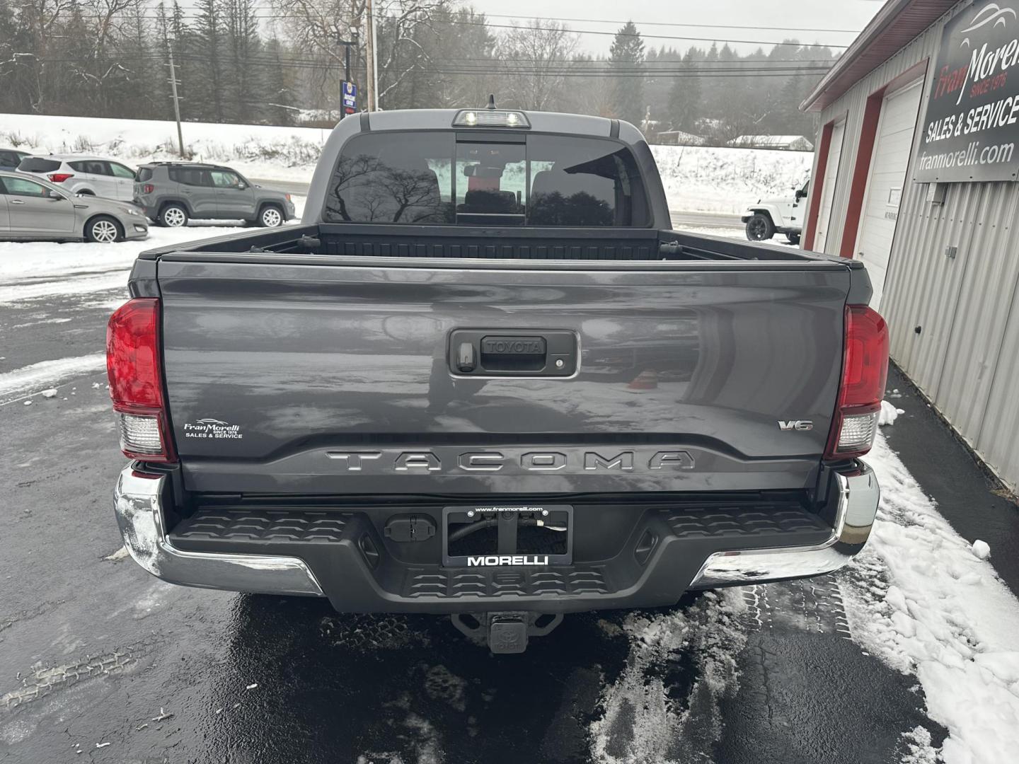 2018 Gray Toyota Tacoma SR5 Double Cab Long Bed V6 6AT 4WD (5TFCZ5AN9JX) with an 3.6L V6 DOHC 24V engine, 6A transmission, located at 8464 Route 219, Brockway, PA, 15824, (814) 265-1330, 41.226871, -78.780518 - Must see pre owned 2018 Toyota Tacoma Dcab SR5 with TRD off road package, new tires, new brakes and serviced up. This Toyota truck is very clean inside out and out and very well taken care of. Priced to sell and under retail so hurry in this one shouldn't last long. - Photo#9