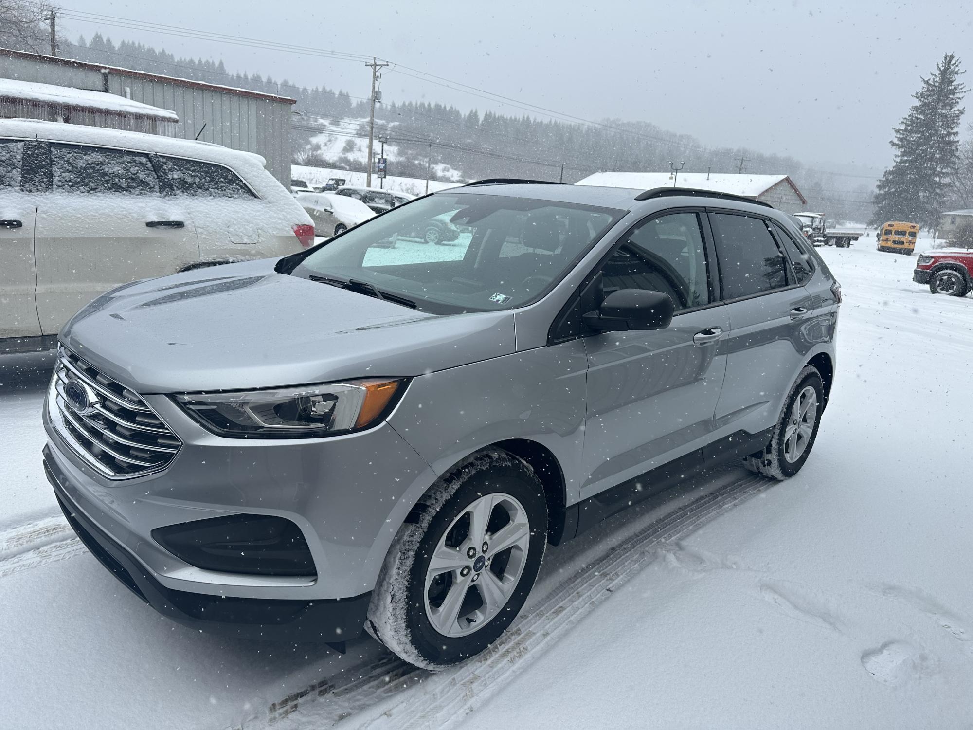 photo of 2022 Ford Edge SE AWD