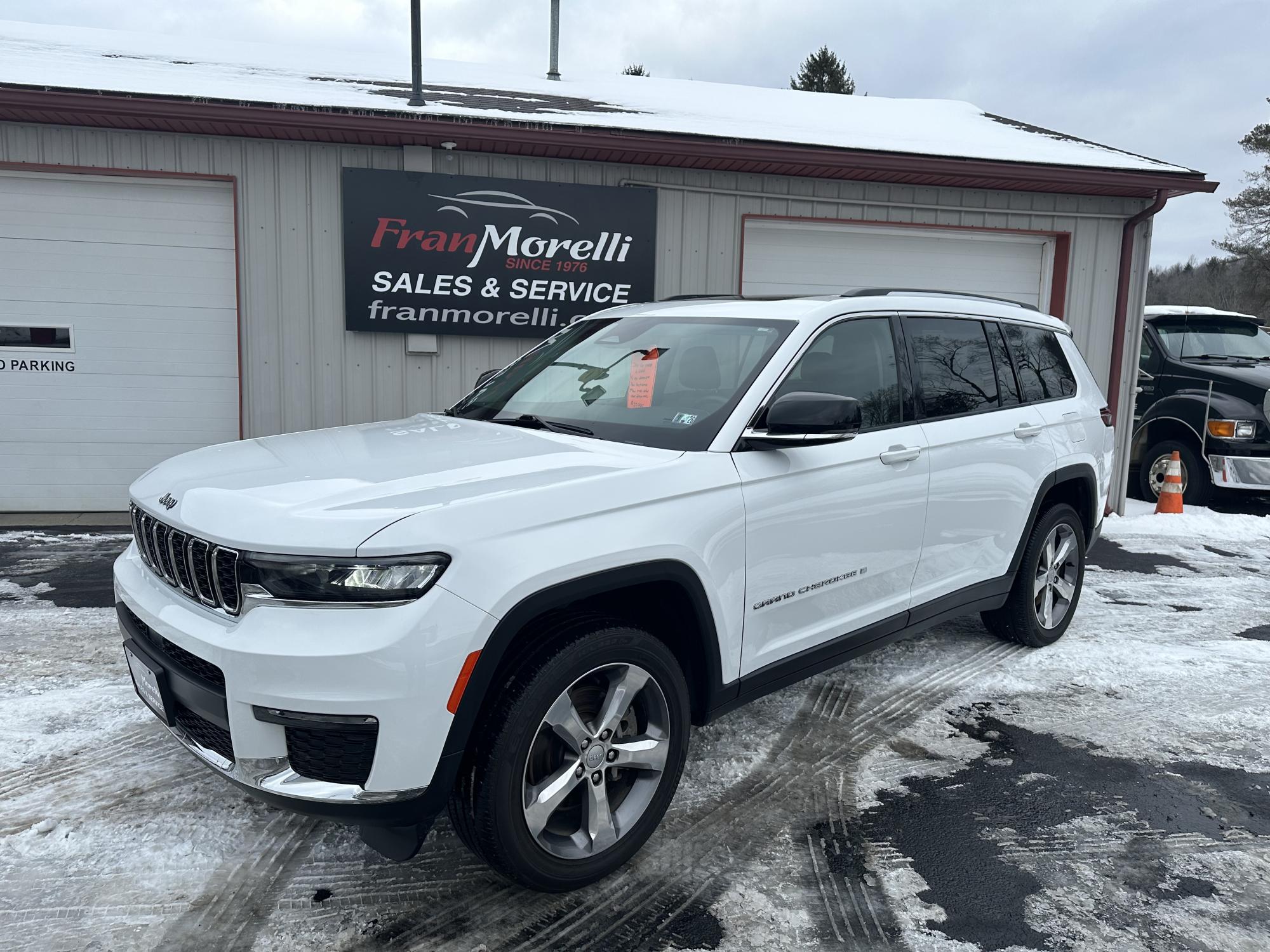 photo of 2021 Jeep Grand Cherokee Limited 4WD