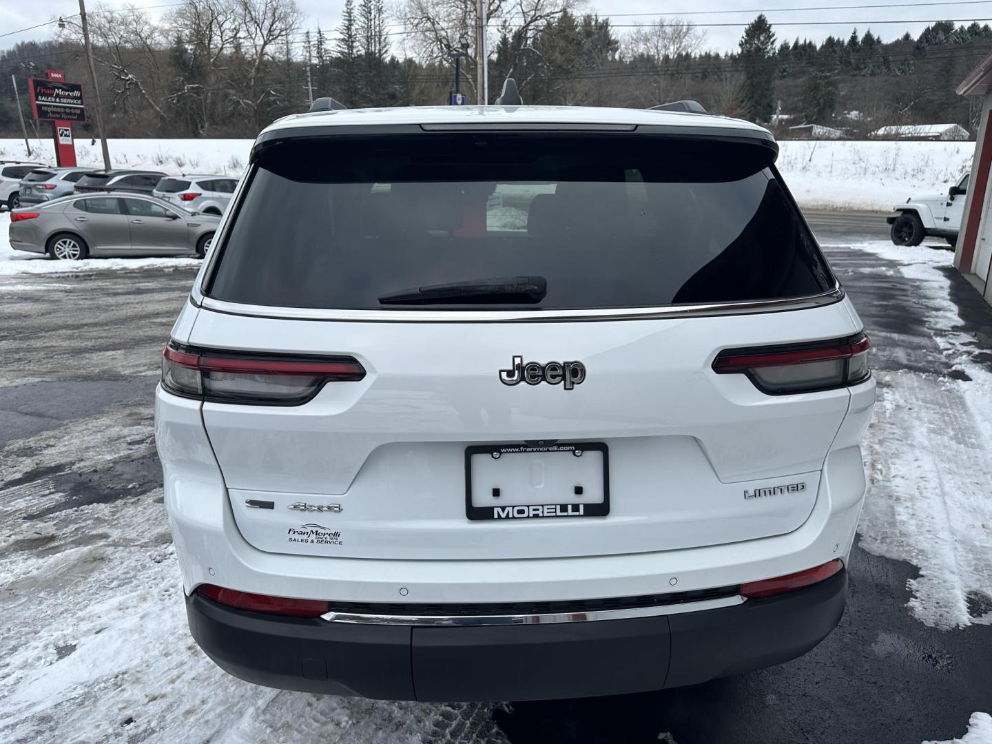 2021 White Jeep Grand Cherokee Limited 4WD (1C4RJKBG0M8) with an 3.6L V6 DOHC 24V engine, 8A transmission, located at 8464 Route 219, Brockway, PA, 15824, (814) 265-1330, 41.226871, -78.780518 - Photo#11