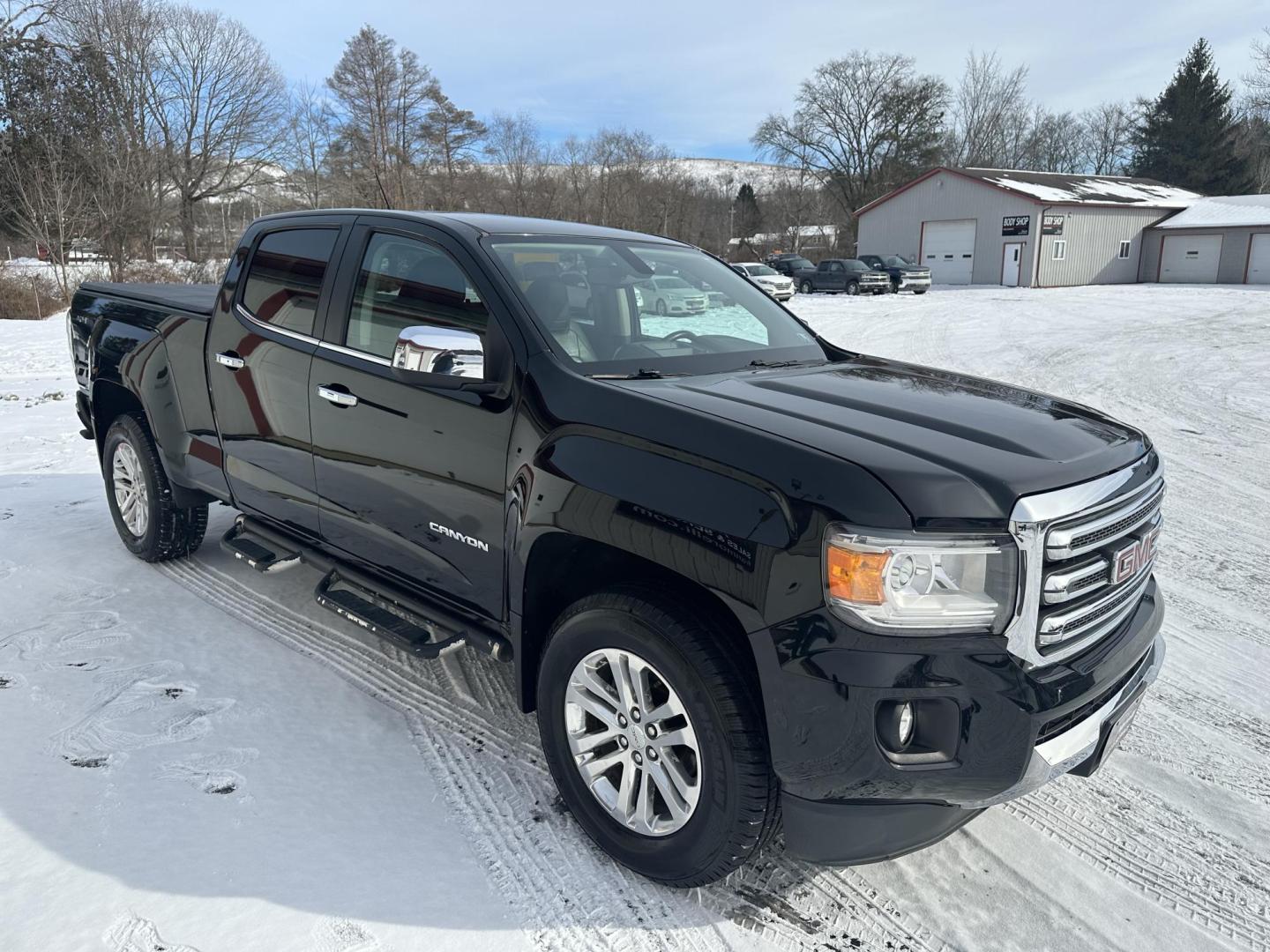 2015 Black GMC Canyon SLT Crew Cab 4WD Short Box (1GTG6CE32F1) with an 3.6L V6 DOHC 24V engine, 6-Speed Automatic transmission, located at 8464 Route 219, Brockway, PA, 15824, (814) 265-1330, 41.226871, -78.780518 - ONE SHARP TRUCK...fresh arrival in this 2015 GMC Canyon Crew SLT 4wd with V6, leather interior, power/heated front seats, air condition, power windows and locks, factory alloys, bed cover, factory hitch and much more. Priced to sell, hurry in before this one is gone. Serviced up with new tires and b - Photo#19