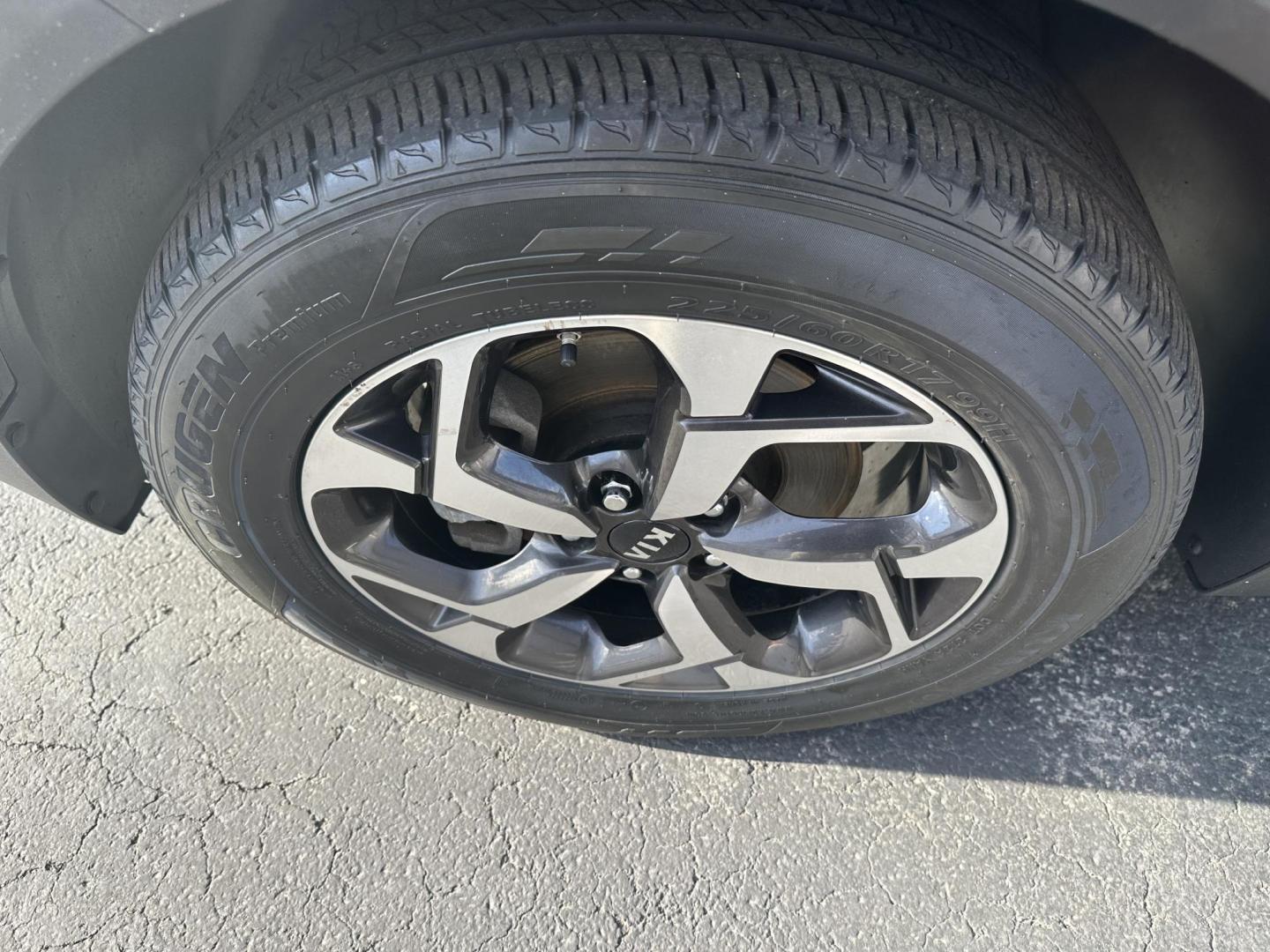 2021 Blue Kia Sportage LX AWD (KNDPMCAC7M7) with an 2.4L V6 DOHC 24V engine, 6A transmission, located at 8464 Route 219, Brockway, PA, 15824, (814) 265-1330, 41.226871, -78.780518 - Good looking 2021 Kia Sportage LX All Wheel Drive with 4 cylinder engine, air condition, power windows and locks, power/heated seats, alloy wheels and ONLY 31000 miles. This Kia suv is serviced and Pa-inspected. - Photo#1