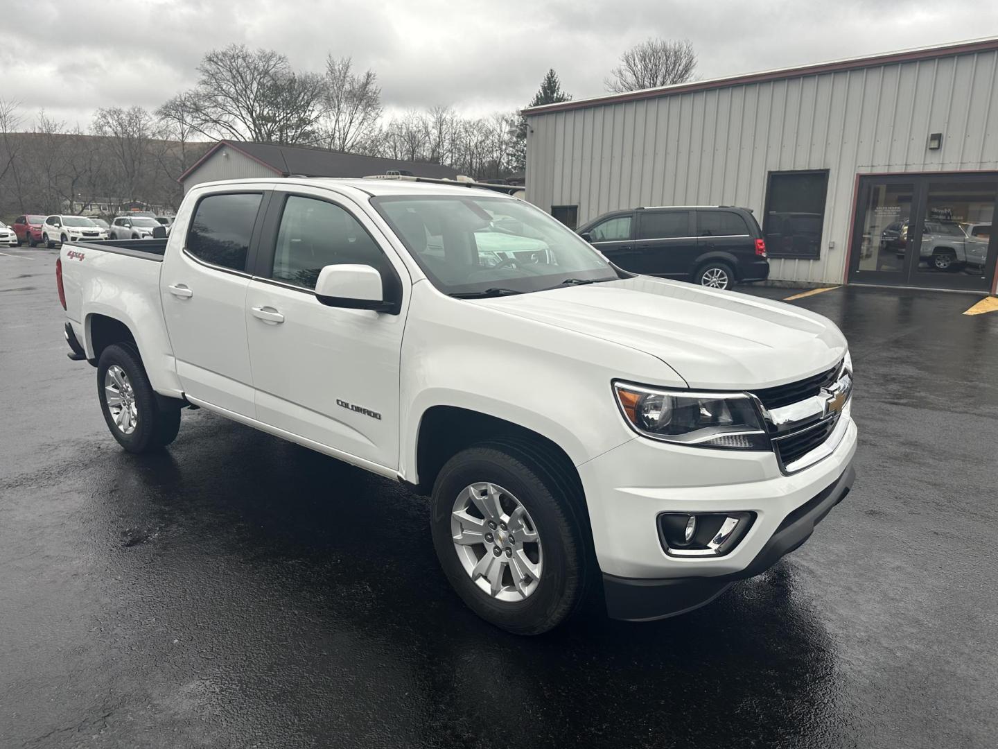 2020 White Chevrolet Colorado LT Crew Cab 4WD Long Box (1GCGTCEN4L1) with an 3.6L V6 DOHC 24V GAS engine, 6A transmission, located at 8464 Route 219, Brockway, PA, 15824, (814) 265-1330, 41.226871, -78.780518 - Sharp, Clean, Well taken care of 2020 Chevy Colorado Crew LT 4wd with V6, air condition, power windows and locks, factory power seat, alloy wheels, spray in bed liner, hitch and ONLY 50,000 miles. This Chevy truck is serviced and comes with a 12 month/12000 mile warranty. - Photo#17