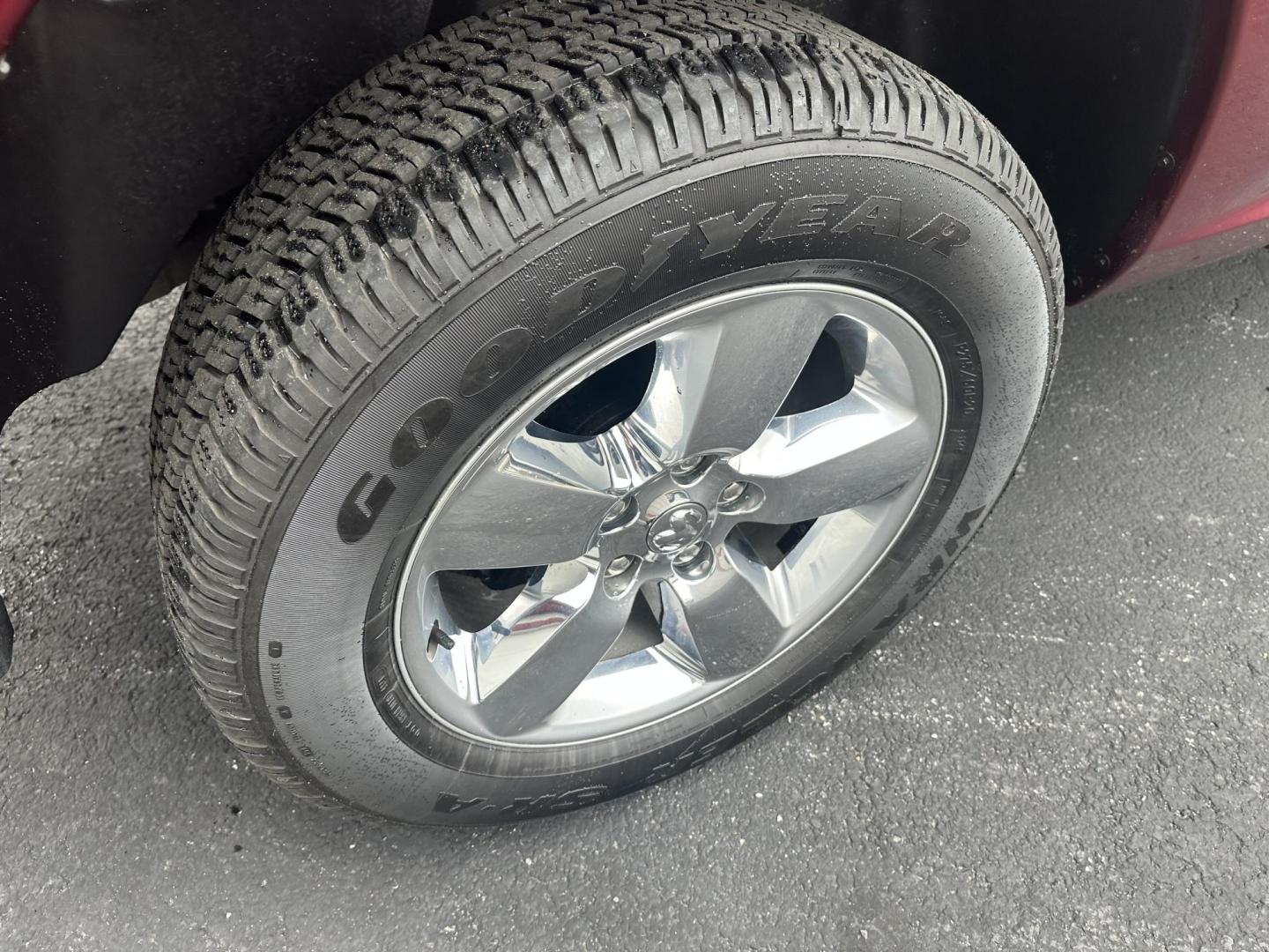 2017 Burgandy RAM 1500 SLT Crew Cab LWB 4WD (1C6RR7TTXHS) with an 5.7L V8 OHV 16V engine, 8A transmission, located at 8464 Route 219, Brockway, PA, 15824, (814) 265-1330, 41.226871, -78.780518 - Sharp looking pre owned 2017 Ram 1500 Crew Cab Big Horn 4x4 with Hemi motor, air condition, power windows and locks, 20's, hitch and much more. Low miles, serviced, and comes with a warranty. Priced to sell, hurry in this one won't last long. - Photo#13