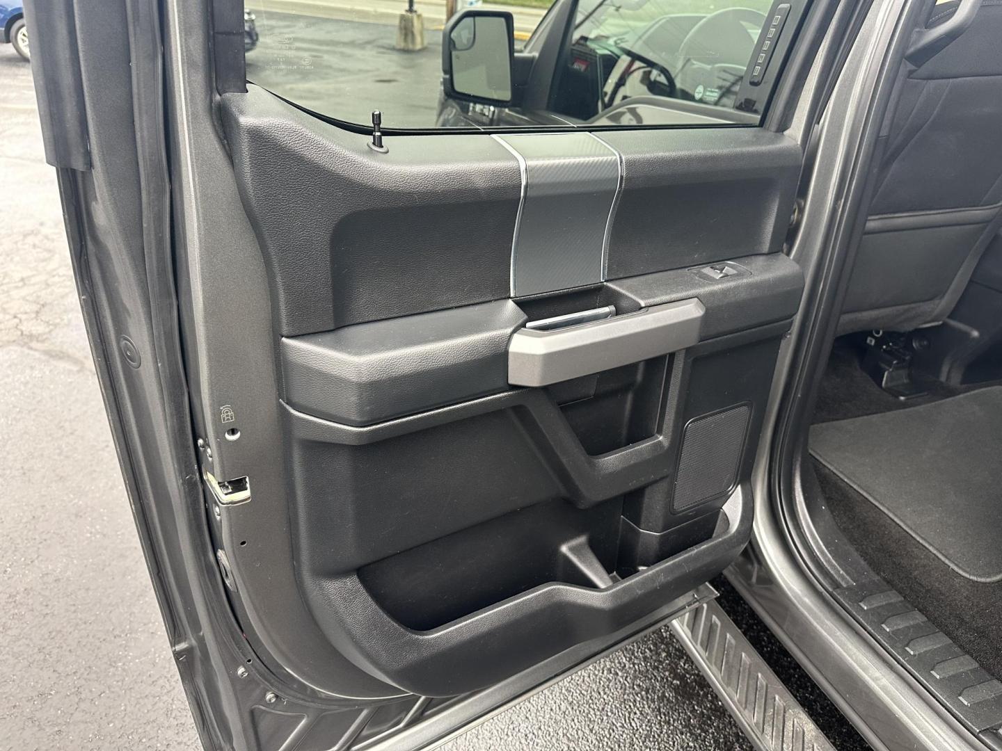 2018 Gray Ford F-150 XLT SuperCrew 6.5-ft. Bed 4WD (1FTEW1EP6JK) with an 2.7L V6 DOHC 24V engine, 6A transmission, located at 8464 Route 219, Brockway, PA, 15824, (814) 265-1330, 41.226871, -78.780518 - Must see sharp, clean, well taken care of 2018 Ford F150 Crew Cab XLT 4x4 with Sport package, air condition, power windows and locks, power/heated front seats, Navigation, factory alloy wheels, bed liner, factory hitch, power rear sliding window and ONLY 48000 miles. This Ford truck is serviced, Pa- - Photo#10