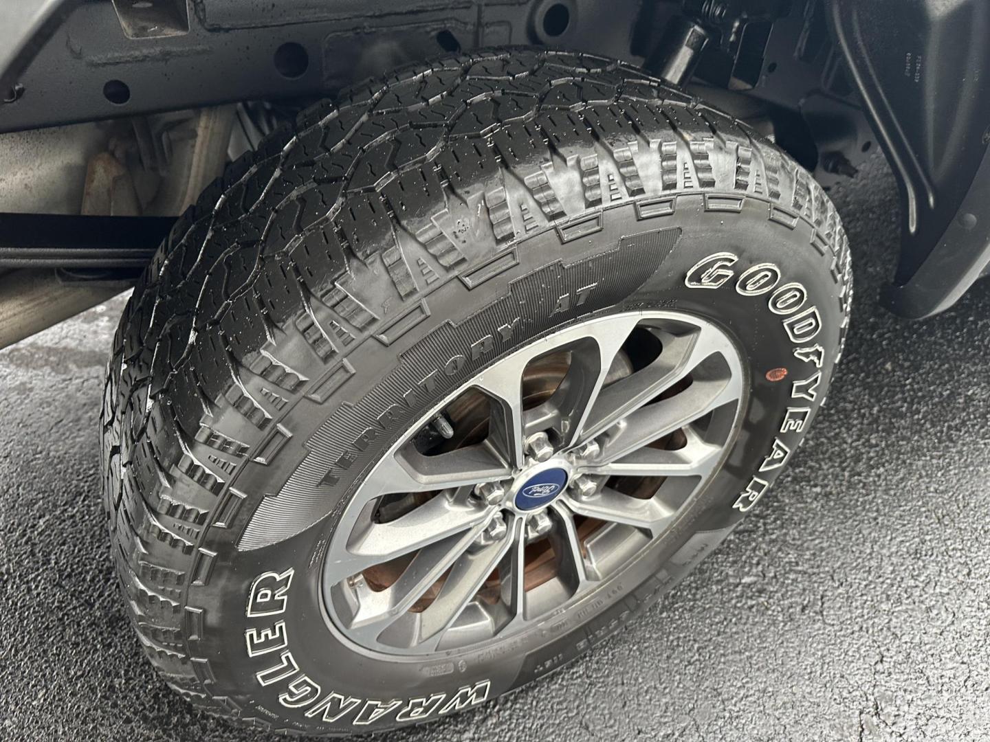 2018 Gray Ford F-150 XLT SuperCrew 6.5-ft. Bed 4WD (1FTEW1EP6JK) with an 2.7L V6 DOHC 24V engine, 6A transmission, located at 8464 Route 219, Brockway, PA, 15824, (814) 265-1330, 41.226871, -78.780518 - Must see sharp, clean, well taken care of 2018 Ford F150 Crew Cab XLT 4x4 with Sport package, air condition, power windows and locks, power/heated front seats, Navigation, factory alloy wheels, bed liner, factory hitch, power rear sliding window and ONLY 48000 miles. This Ford truck is serviced, Pa- - Photo#15