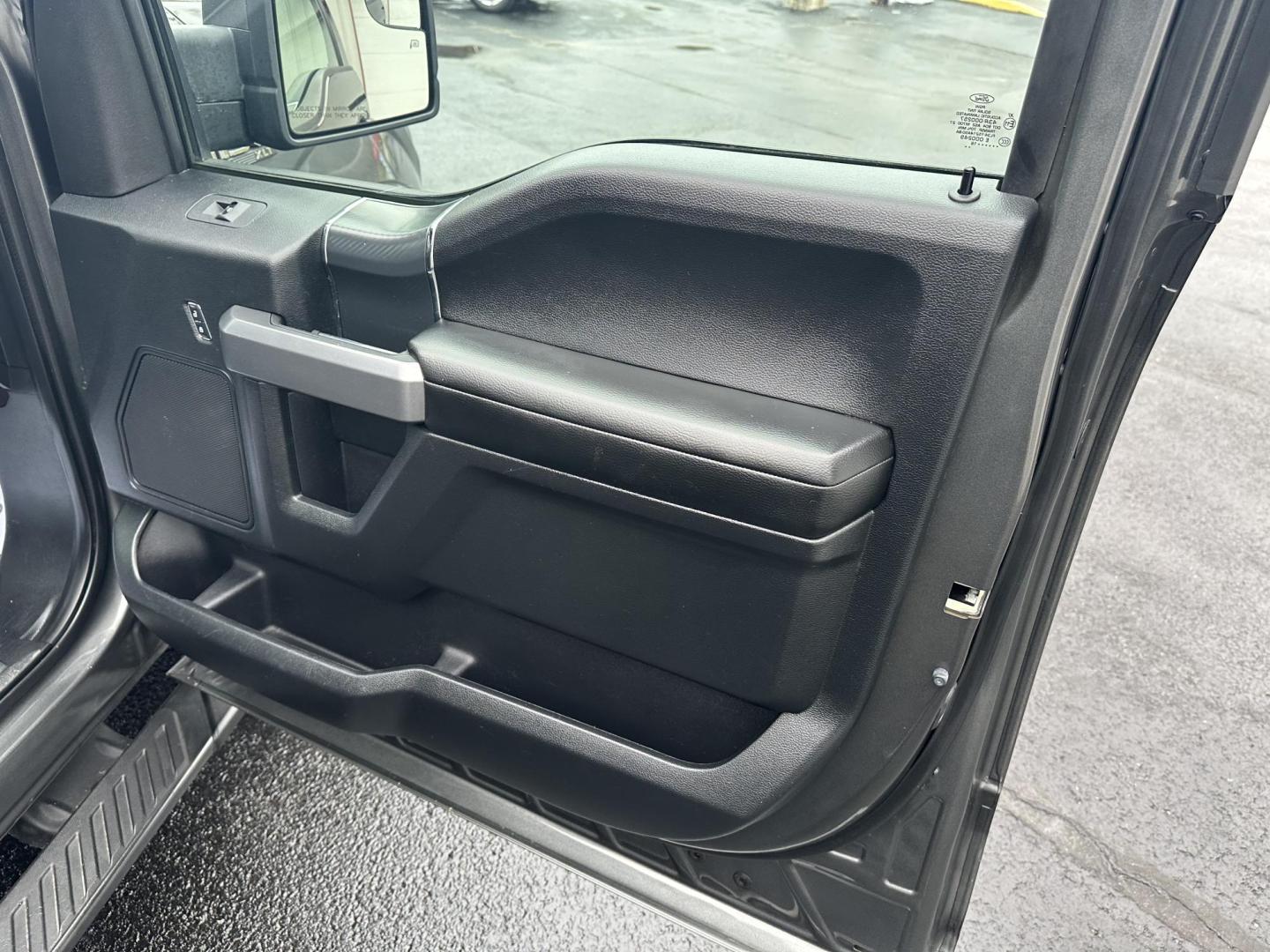 2018 Gray Ford F-150 XLT SuperCrew 6.5-ft. Bed 4WD (1FTEW1EP6JK) with an 2.7L V6 DOHC 24V engine, 6A transmission, located at 8464 Route 219, Brockway, PA, 15824, (814) 265-1330, 41.226871, -78.780518 - Must see sharp, clean, well taken care of 2018 Ford F150 Crew Cab XLT 4x4 with Sport package, air condition, power windows and locks, power/heated front seats, Navigation, factory alloy wheels, bed liner, factory hitch, power rear sliding window and ONLY 48000 miles. This Ford truck is serviced, Pa- - Photo#19