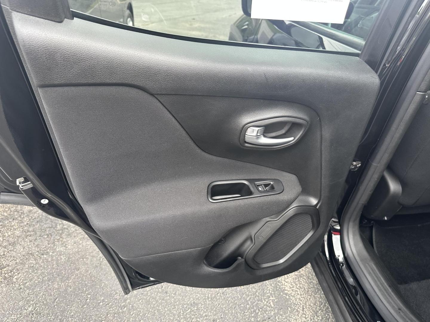 2020 Black Jeep Renegade Latitude 4WD (ZACNJBBB7LP) with an 2.4L L4 DOHC 16V engine, 9A transmission, located at 8464 Route 219, Brockway, PA, 15824, (814) 265-1330, 41.226871, -78.780518 - Photo#7
