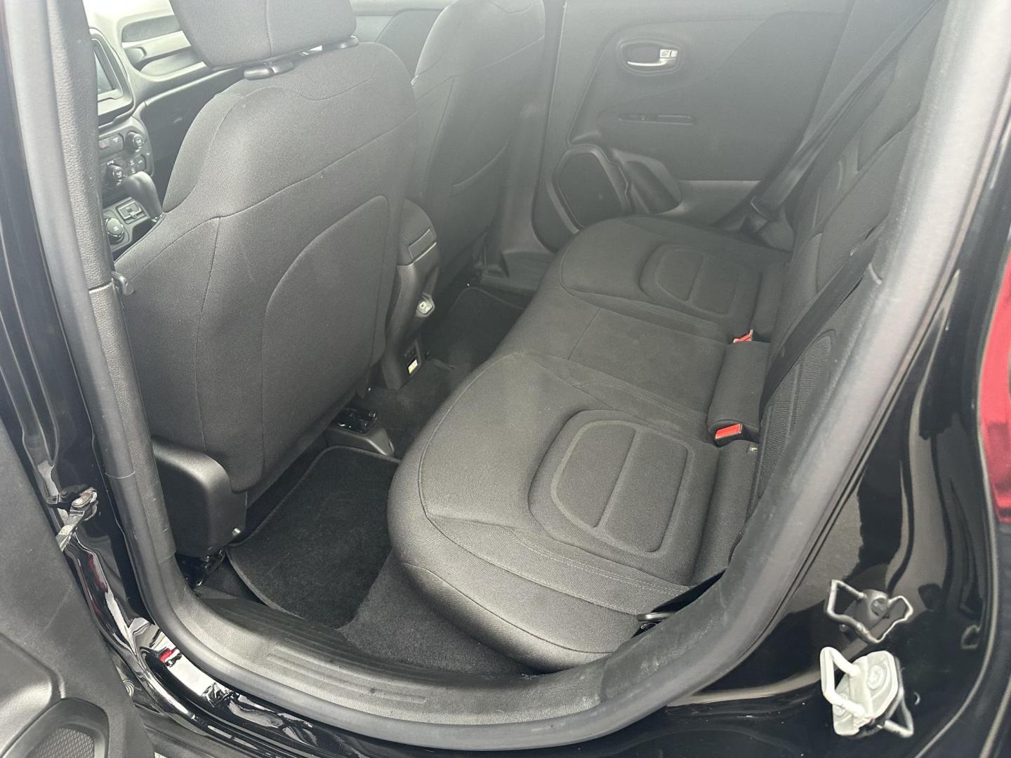 2020 Black Jeep Renegade Latitude 4WD (ZACNJBBB7LP) with an 2.4L L4 DOHC 16V engine, 9A transmission, located at 8464 Route 219, Brockway, PA, 15824, (814) 265-1330, 41.226871, -78.780518 - Photo#8