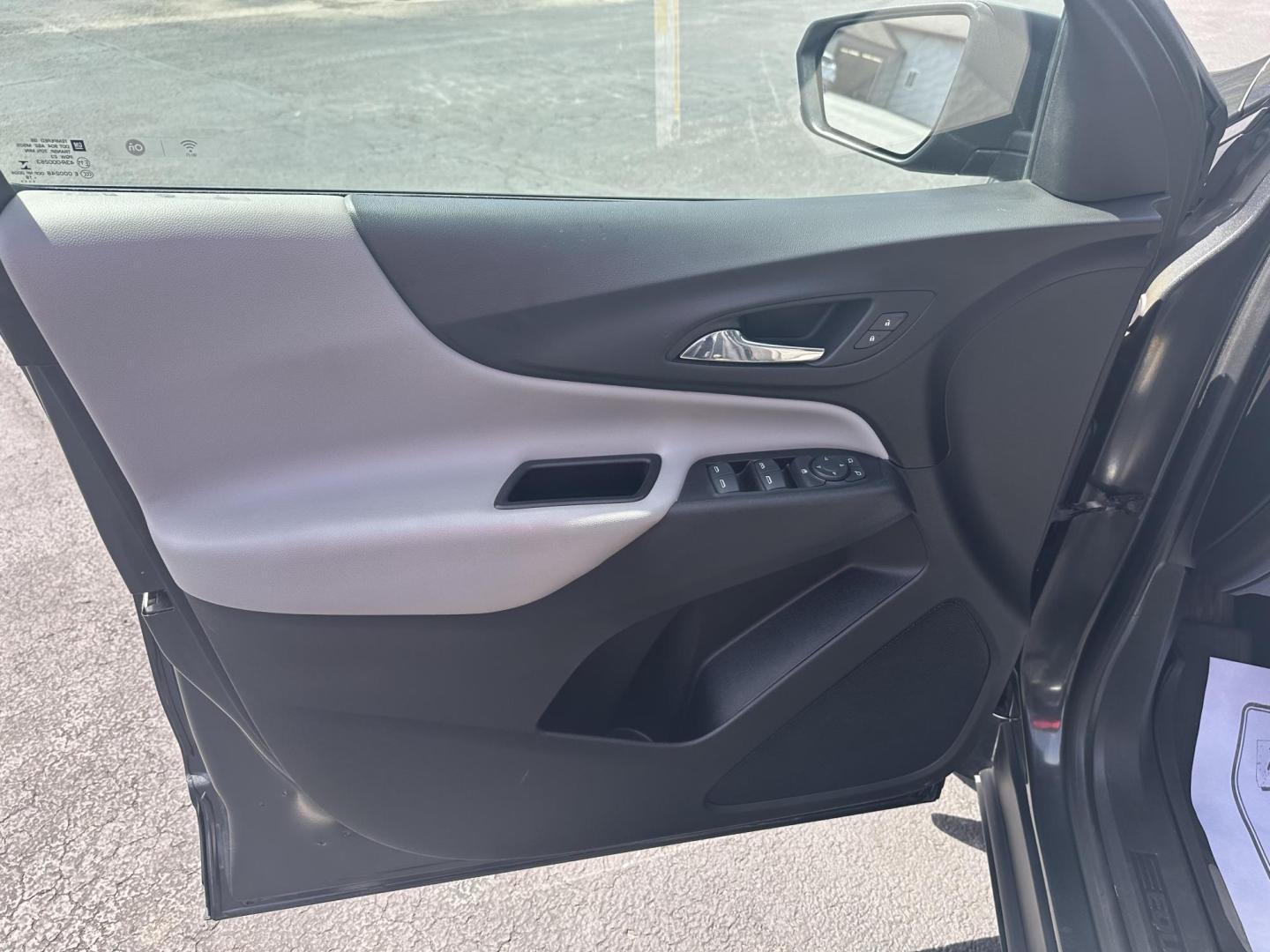 2019 Gray Chevrolet Equinox LS 1.5 AWD (2GNAXSEV7K6) with an 1.5L L4 DIR DOHC 16V TURBO engine, 6A transmission, located at 8464 Route 219, Brockway, PA, 15824, (814) 265-1330, 41.226871, -78.780518 - Clean, serviced up and comes with a warranty...stop in and check out this pre owned 2019 Chevrolet Equinox LS AWD with 4 cylinder engine, air condition, power windows and locks, and much more. Great price on this Chevy, so hurry in and see the Morelli boys. - Photo#4