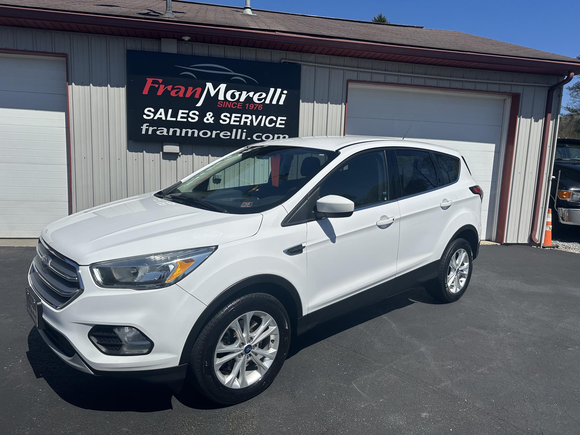 photo of 2017 Ford Escape SE 4WD