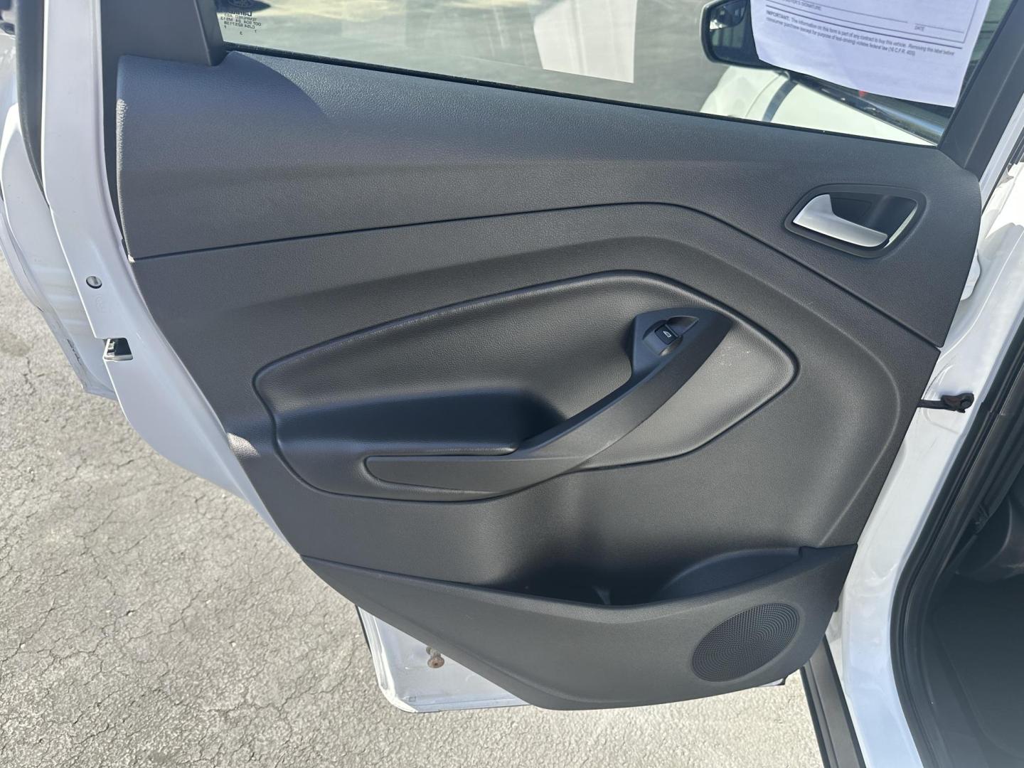 2017 White Ford Escape SE 4WD (1FMCU9GD3HU) with an 1.5L L4 DOHC 16V engine, 6A transmission, located at 8464 Route 219, Brockway, PA, 15824, (814) 265-1330, 41.226871, -78.780518 - MUST SEE NEW ARRIVAL...2017 FORD ESCAPE SE 4WD WITH ONLY 30,000 MILES...4 cylinder engine, air condition, power windows and locks, power seat, factory alloy wheels and much more. Serviced, Pa-inspected and new tires..Hurry in this one won't last long. - Photo#8