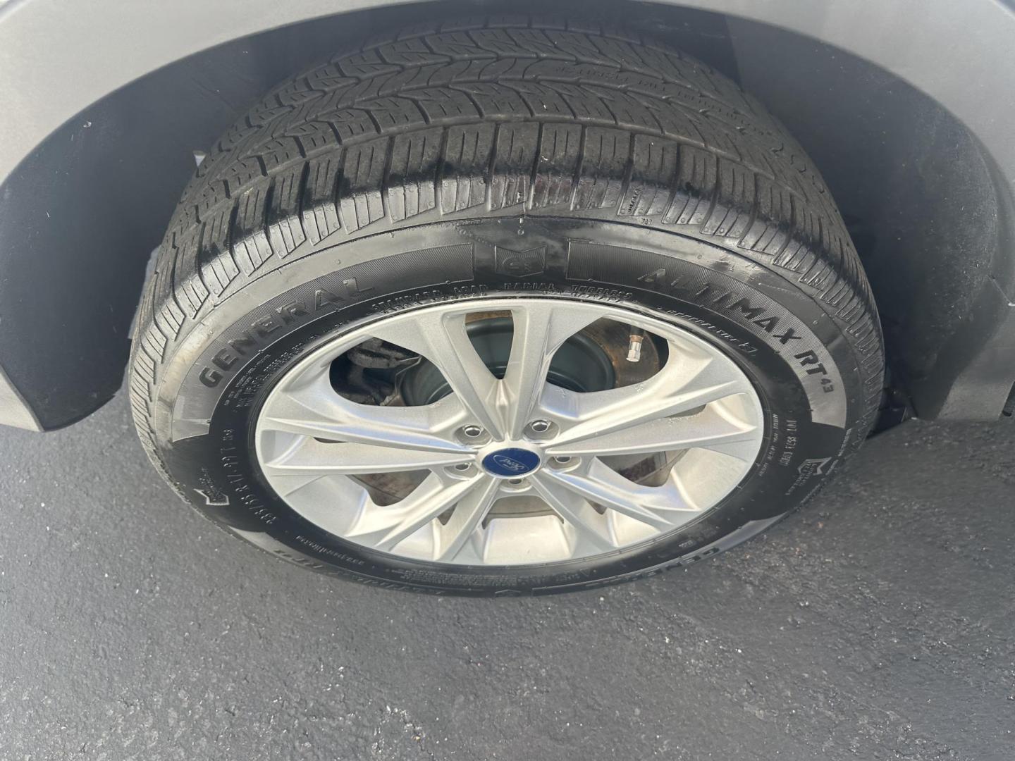 2017 White Ford Escape SE 4WD (1FMCU9GD3HU) with an 1.5L L4 DOHC 16V engine, 6A transmission, located at 8464 Route 219, Brockway, PA, 15824, (814) 265-1330, 41.226871, -78.780518 - MUST SEE NEW ARRIVAL...2017 FORD ESCAPE SE 4WD WITH ONLY 30,000 MILES...4 cylinder engine, air condition, power windows and locks, power seat, factory alloy wheels and much more. Serviced, Pa-inspected and new tires..Hurry in this one won't last long. - Photo#13