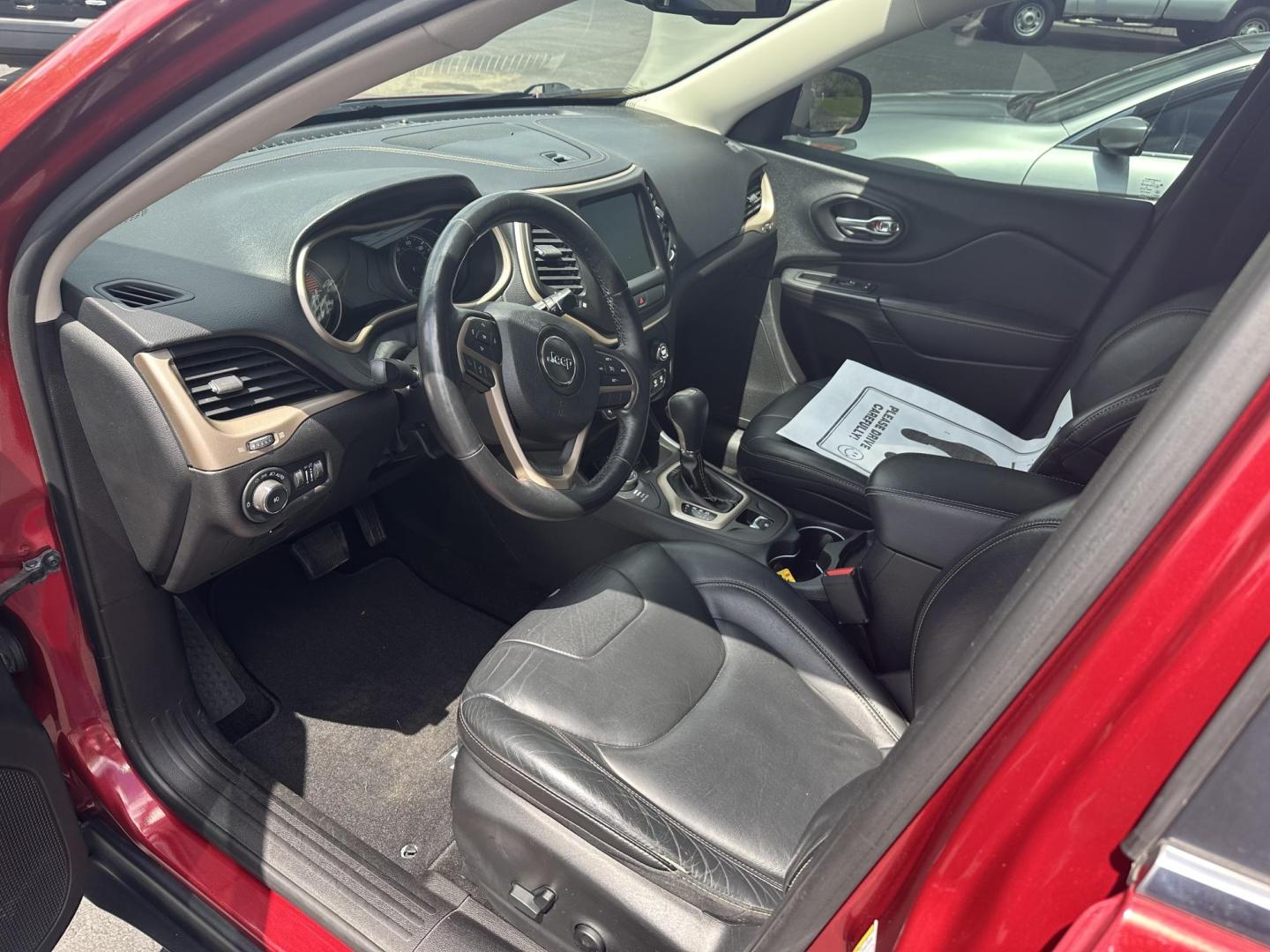 2016 Red /BLACK Jeep Cherokee Limited 4WD (1C4PJMDS6GW) with an 3.2L V6 DOHC 24V engine, 9-Speed Automatic transmission, located at 8464 Route 219, Brockway, PA, 15824, (814) 265-1330, 41.226871, -78.780518 - New arrival and one nice 2016 Jeep Cherokee Limited 4wd well equipped and serviced up. Leather interior with power/heated front seats, pano roof, navigation, chrome alloy wheels, and much more. This Jeep suv has only 68000 miles. - Photo#3