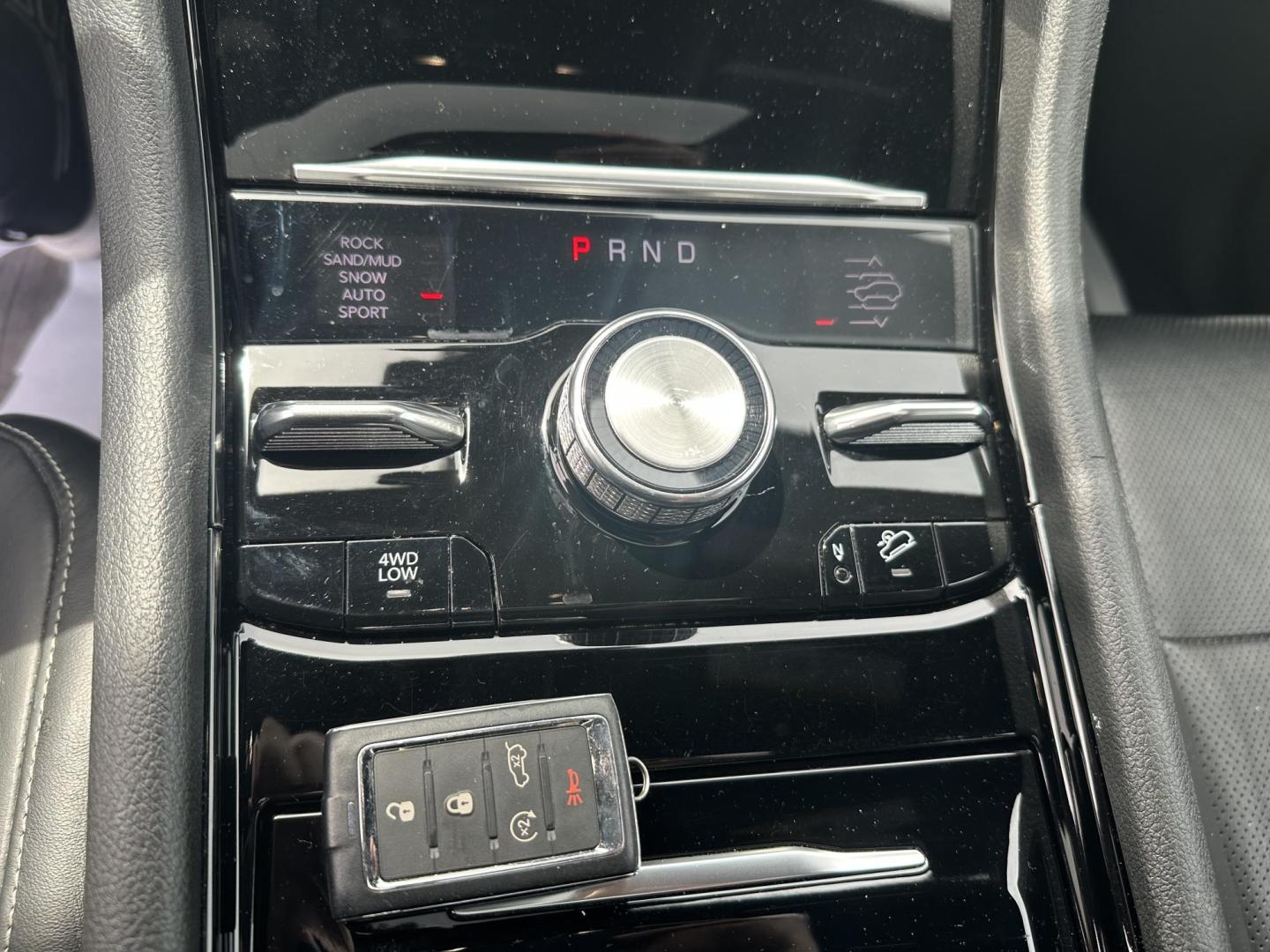 2021 Black Jeep Grand Cherokee L Overland 4WD (1C4RJKDG9M8) with an 3.6L V6 DOHC 24V engine, 8A transmission, located at 8464 Route 219, Brockway, PA, 15824, (814) 265-1330, 41.226871, -78.780518 - MUST SEE 2021 JEEP GRAND CHEROKEE L OVERLAND WELL EQUIPPED AND SERVICED UP...This pre owned Jeep has leather interior with power/heated front seats, pano roof, navigation, captain chairs, rear a/c, back up camera, factory alloy wheels and low miles. This Jeep suv is a 1-owner with a little factory w - Photo#6