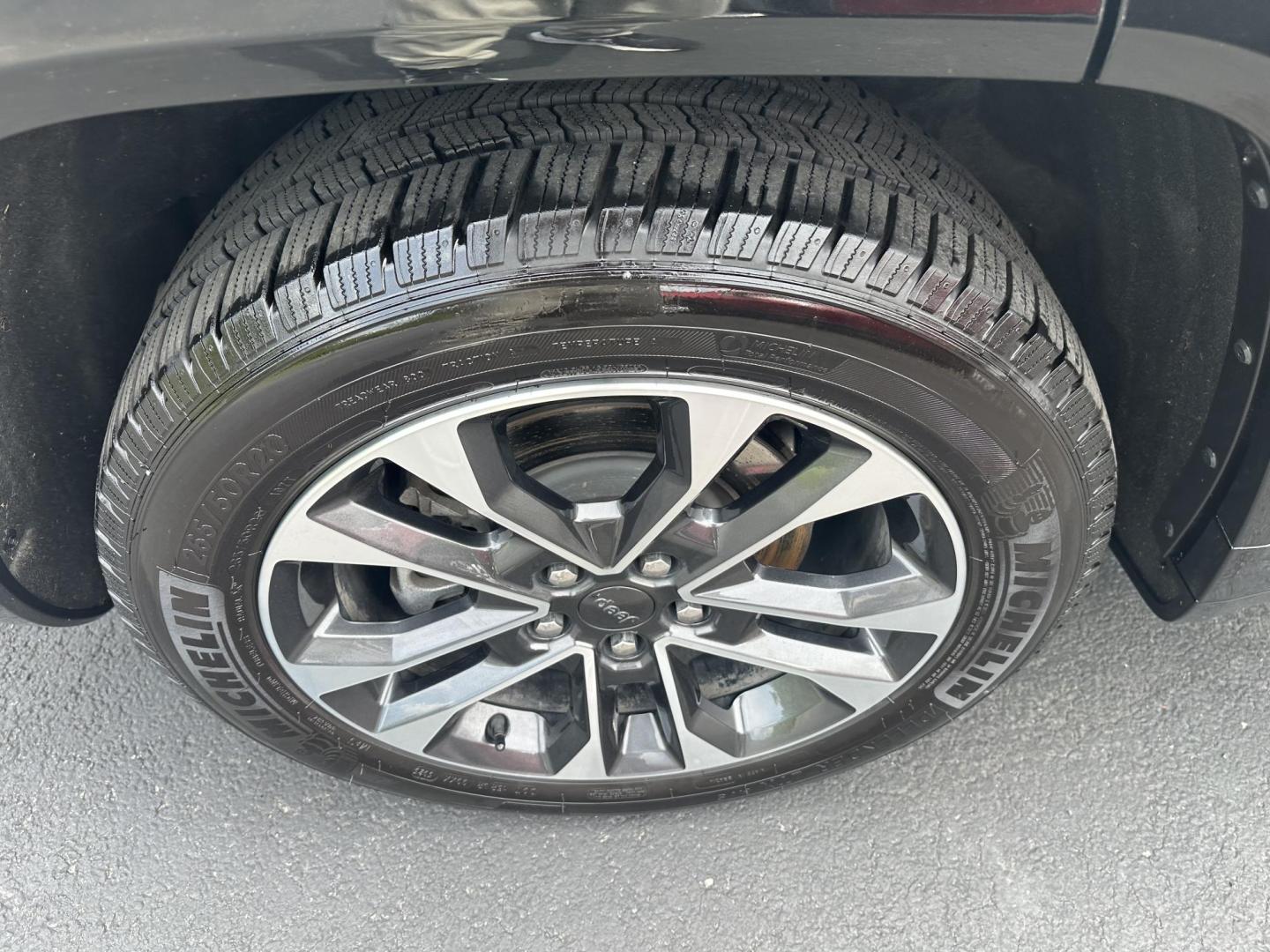 2021 Black Jeep Grand Cherokee L Overland 4WD (1C4RJKDG9M8) with an 3.6L V6 DOHC 24V engine, 8A transmission, located at 8464 Route 219, Brockway, PA, 15824, (814) 265-1330, 41.226871, -78.780518 - MUST SEE 2021 JEEP GRAND CHEROKEE L OVERLAND WELL EQUIPPED AND SERVICED UP...This pre owned Jeep has leather interior with power/heated front seats, pano roof, navigation, captain chairs, rear a/c, back up camera, factory alloy wheels and low miles. This Jeep suv is a 1-owner with a little factory w - Photo#16