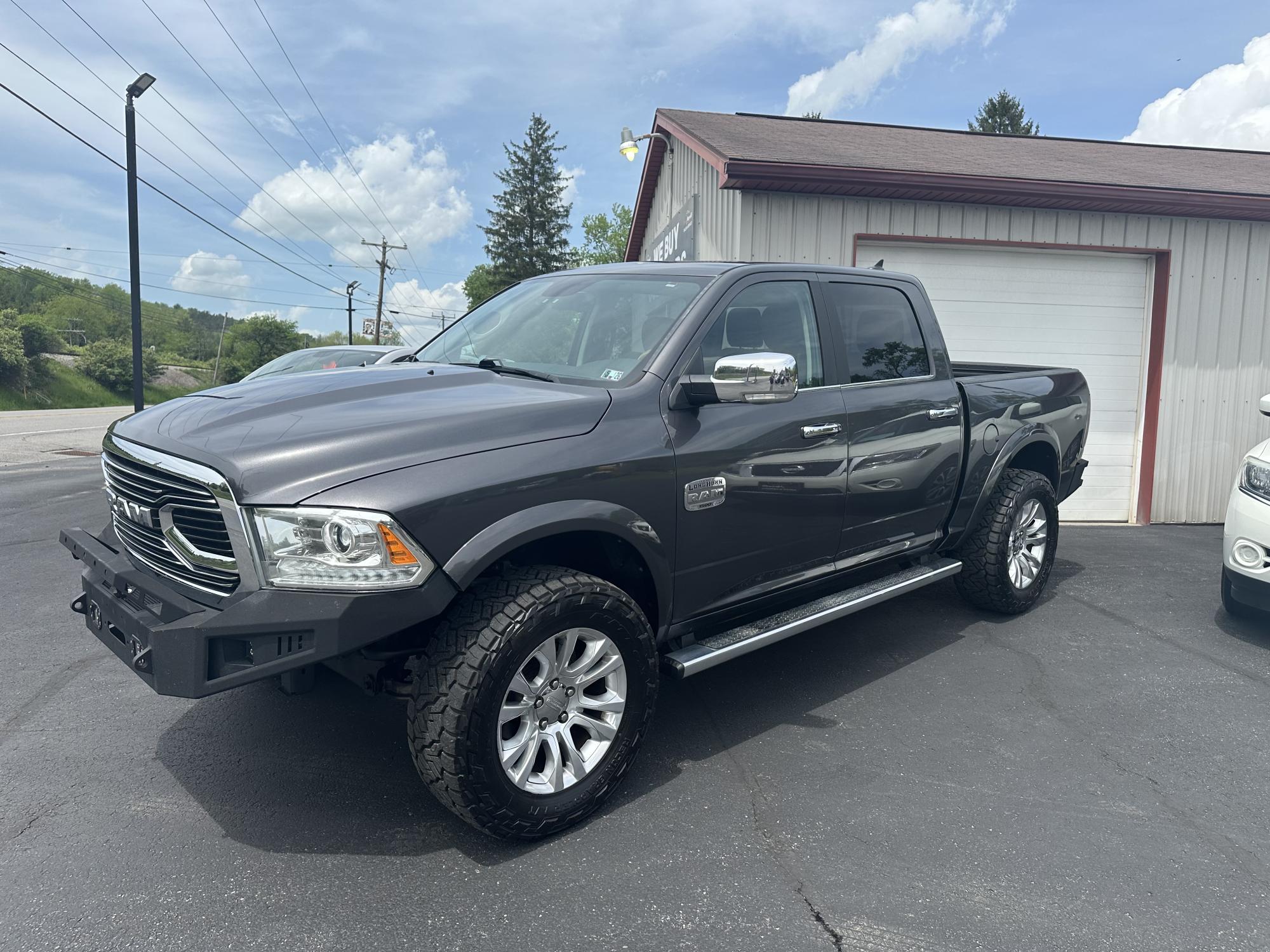 photo of 2018 RAM 1500 Longhorn Crew Cab SWB 4WD