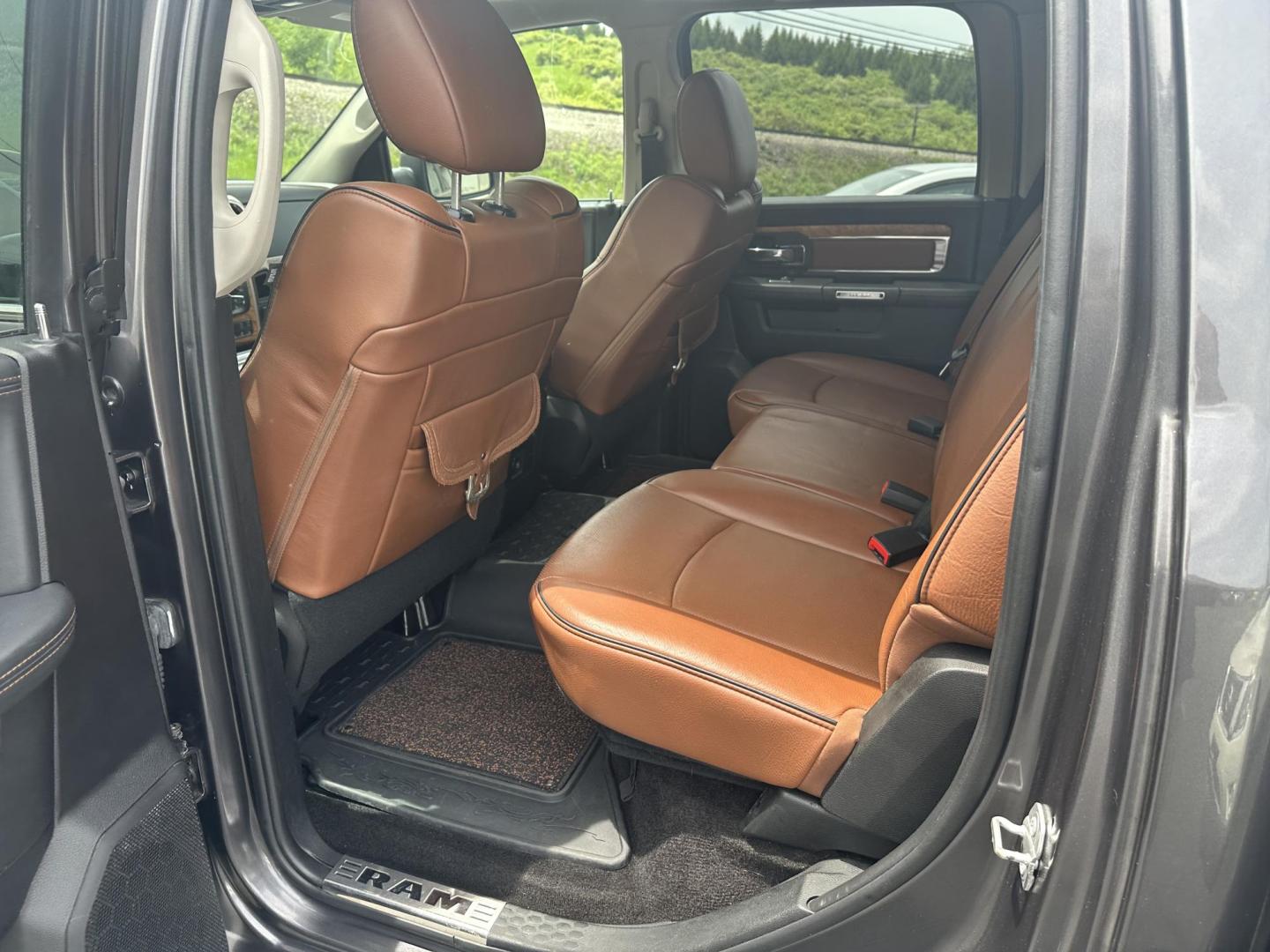 2018 Gray RAM 1500 Longhorn Crew Cab SWB 4WD (1C6RR7PT9JS) with an 5.7L V8 OHV 16V engine, 8A transmission, located at 8464 Route 219, Brockway, PA, 15824, (814) 265-1330, 41.226871, -78.780518 - Great price on this pre owned 2018 Ram 1500 Crew Cab well equipped and serviced up. Hemi motor with leather interior, power/heated seats, sunroof, factory hitch and much more. - Photo#9