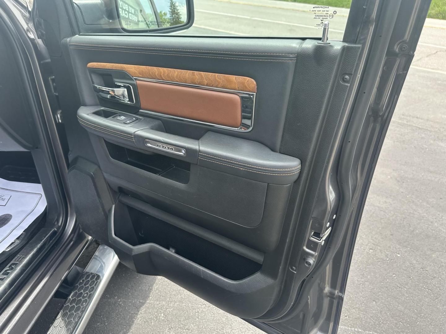 2018 Gray RAM 1500 Longhorn Crew Cab SWB 4WD (1C6RR7PT9JS) with an 5.7L V8 OHV 16V engine, 8A transmission, located at 8464 Route 219, Brockway, PA, 15824, (814) 265-1330, 41.226871, -78.780518 - Great price on this pre owned 2018 Ram 1500 Crew Cab well equipped and serviced up. Hemi motor with leather interior, power/heated seats, sunroof, factory hitch and much more. - Photo#18