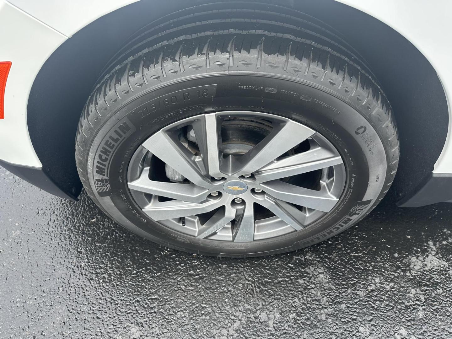 2022 White Chevrolet Equinox LT AWD (3GNAXUEV9NL) with an 1.5L L4 DOHC 16V TURBO engine, 6A transmission, located at 8464 Route 219, Brockway, PA, 15824, (814) 265-1330, 41.226871, -78.780518 - This Chevy Equinox LT AWD is well equipped, 1-owner, and in excellent shape. Power/heated front seats, heated steering wheel, power rear hatch, factory alloy wheels, and ONLY 20500 miles. This Chevy suv is serviced, Inspected, and comes with some remaining factory warranty. Priced well under retail - Photo#1